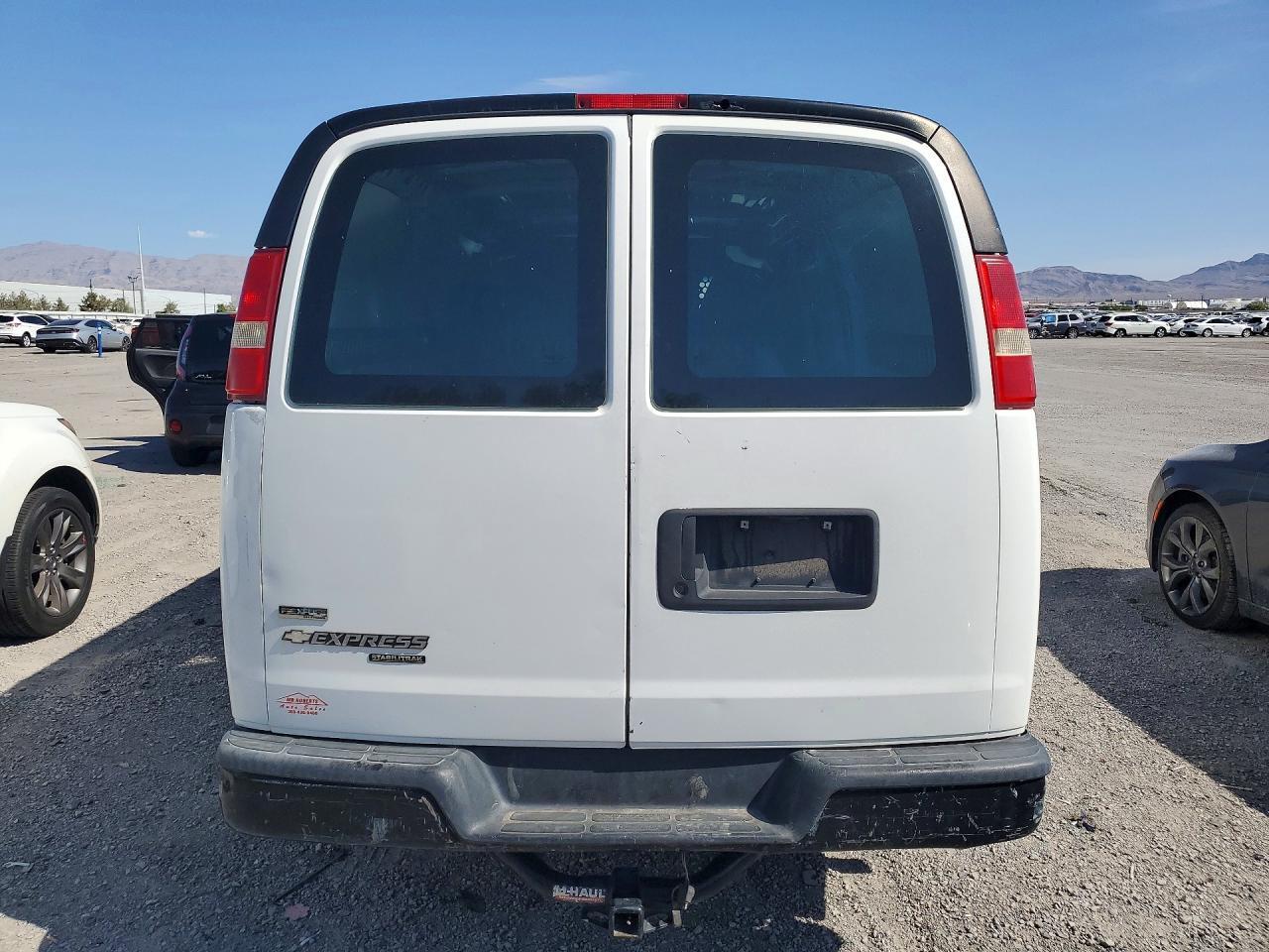 1GCSGAF40B1135061 2011 CHEVROLET EXPRESS G1500 photo no. 6
