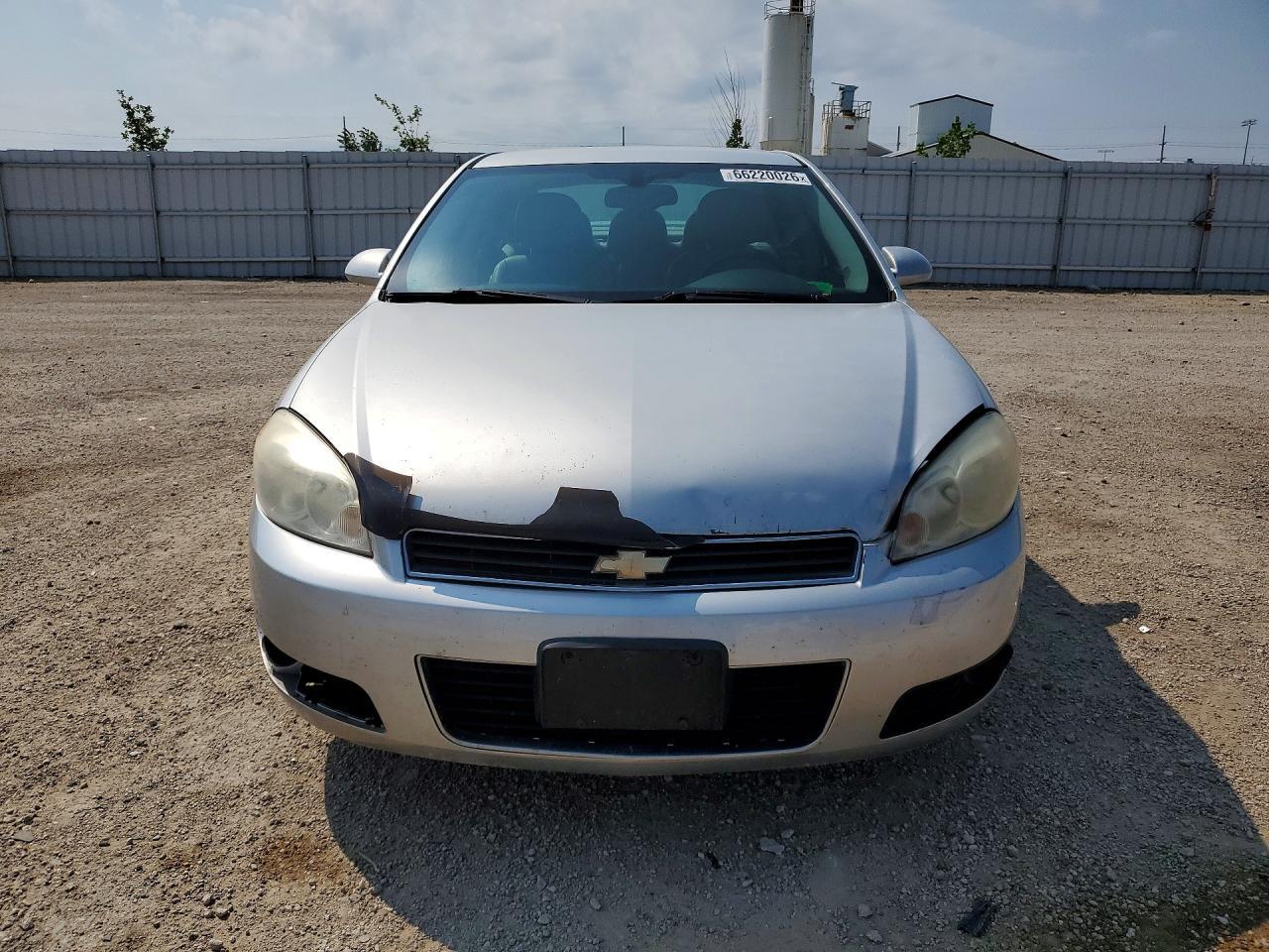 2011 CHEVROLET IMPALA LT — Фото 5 из 12