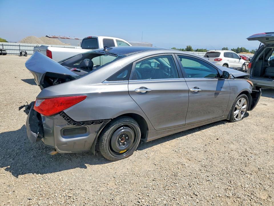 5NPEC4AC4DH699042 2013 HYUNDAI SONATA photo no. 3