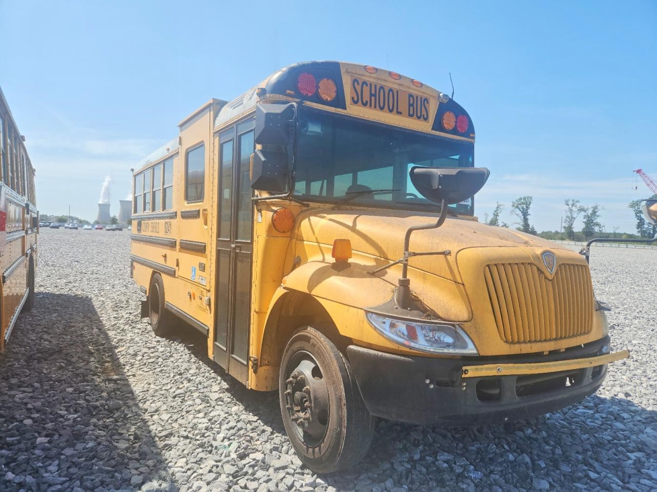 2007 IC CORPORATION 3000 4DRBUAFN67B386181