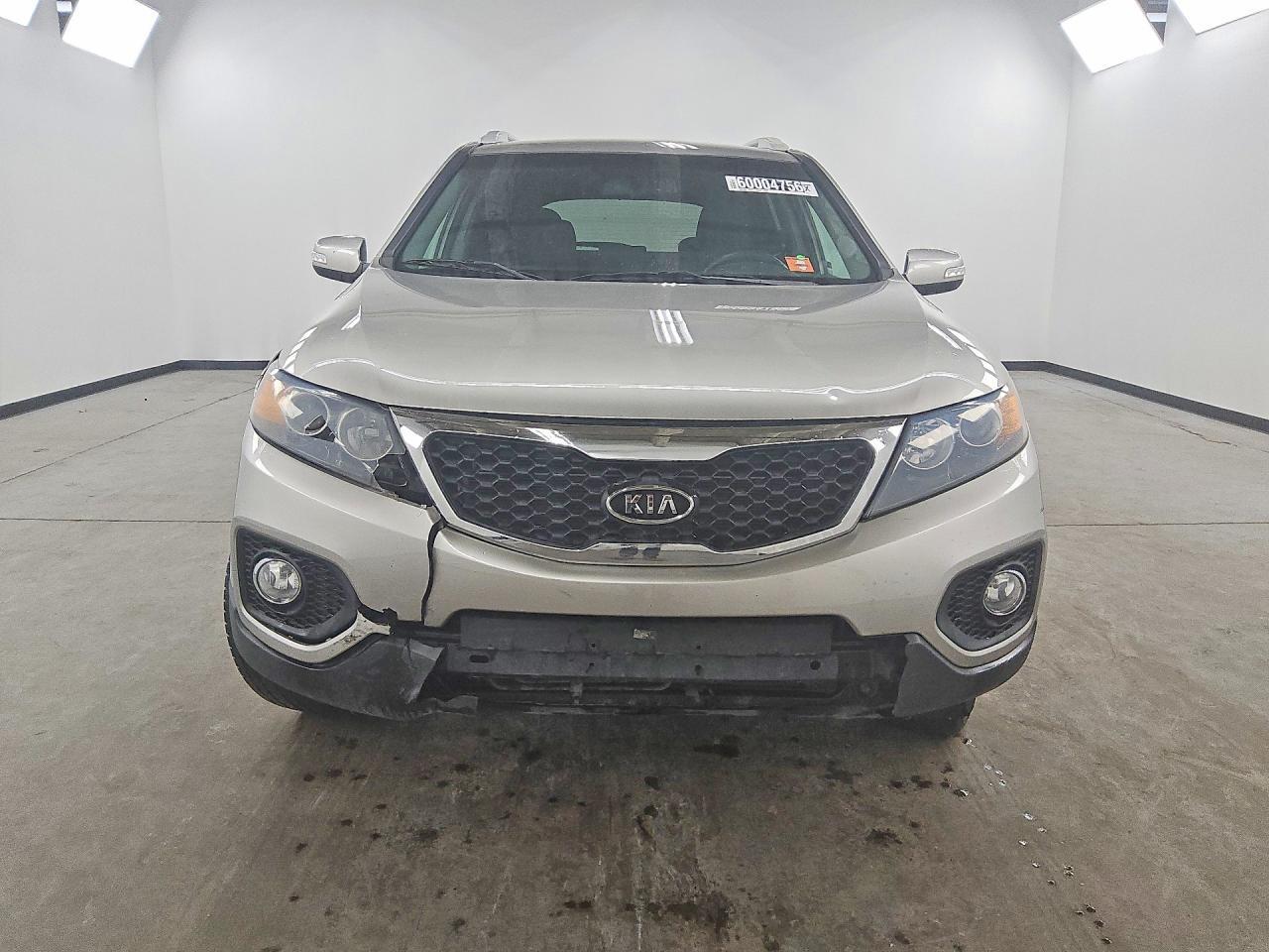 2013 KIA SORENTO LX — Фото 5 из 12