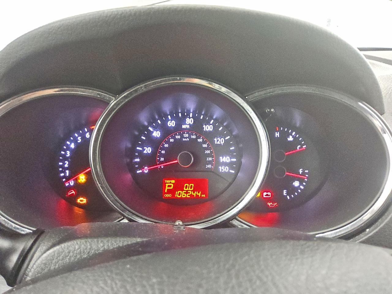 2013 KIA SORENTO LX — Фото 9 из 12