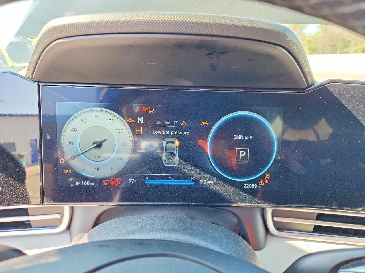 2025 HYUNDAI ELANTRA LIMITED — Фото 9 из 12