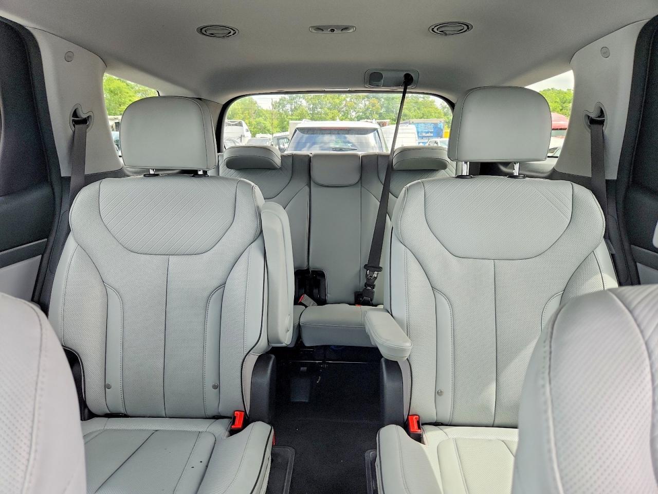 2025 HYUNDAI PALISADE SEL — Фото 10 из 13