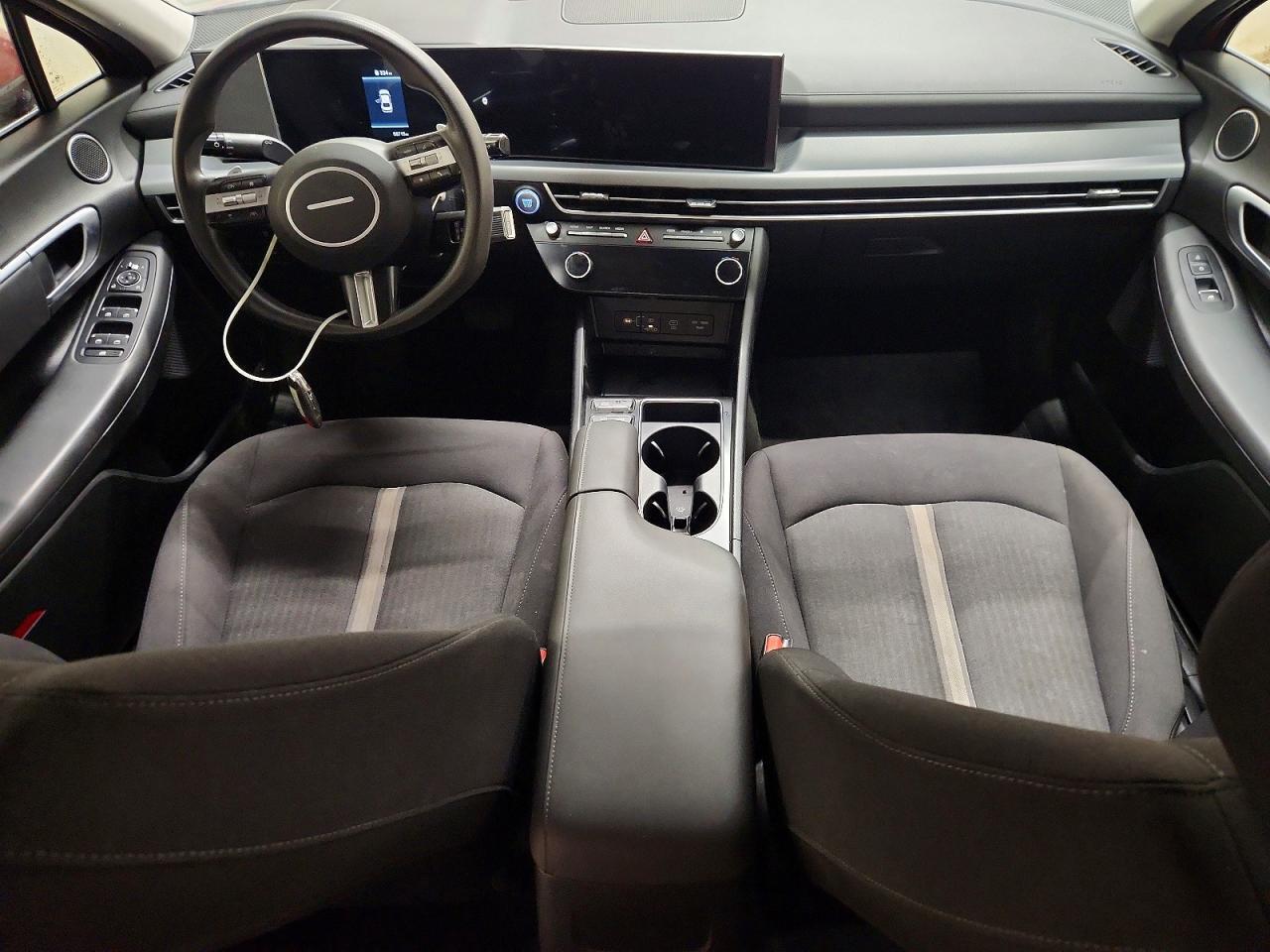 2025 HYUNDAI SONATA SEL — Фото 8 из 12