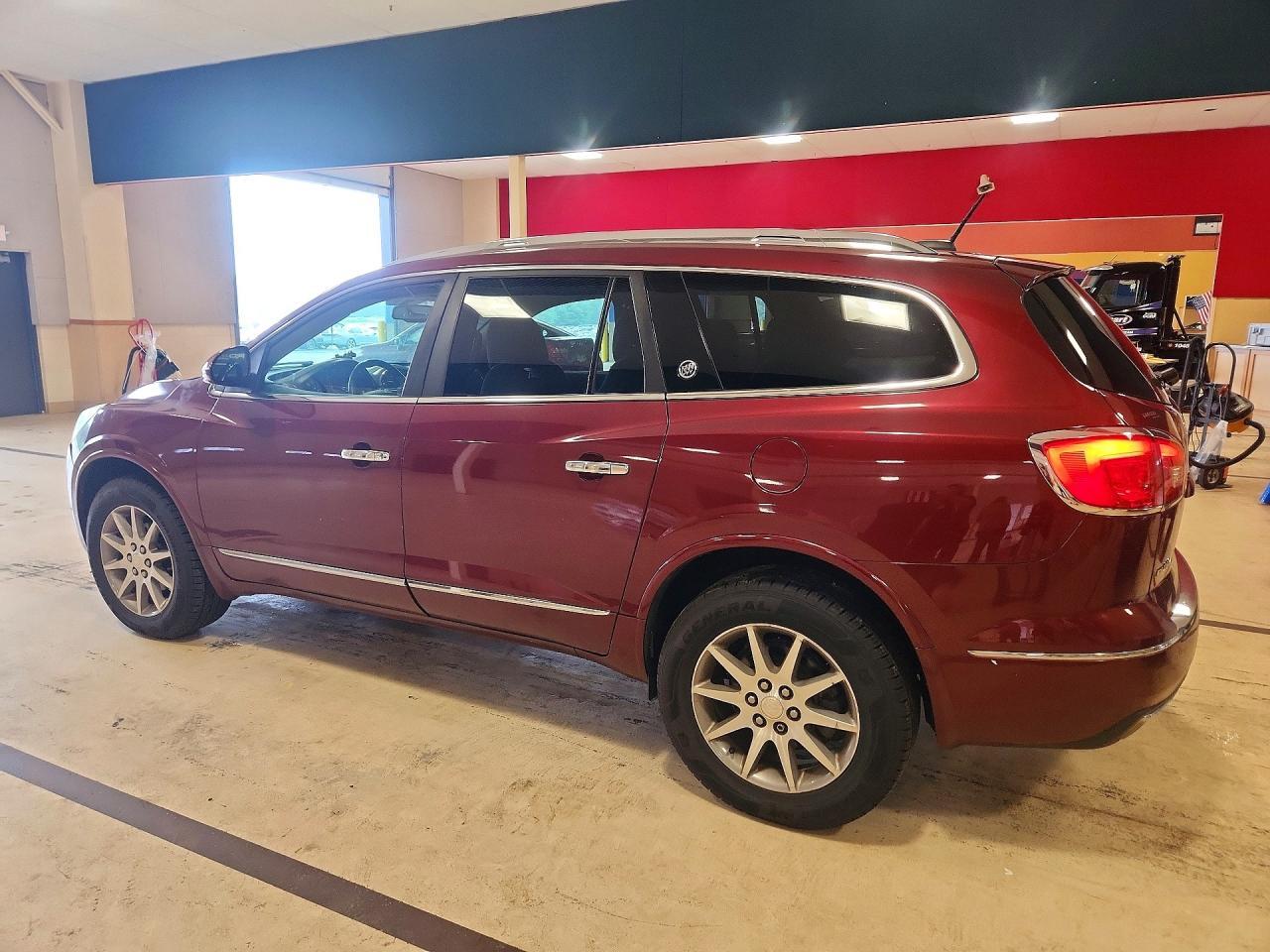 2017 BUICK ENCLAVE — Фото 2 из 13