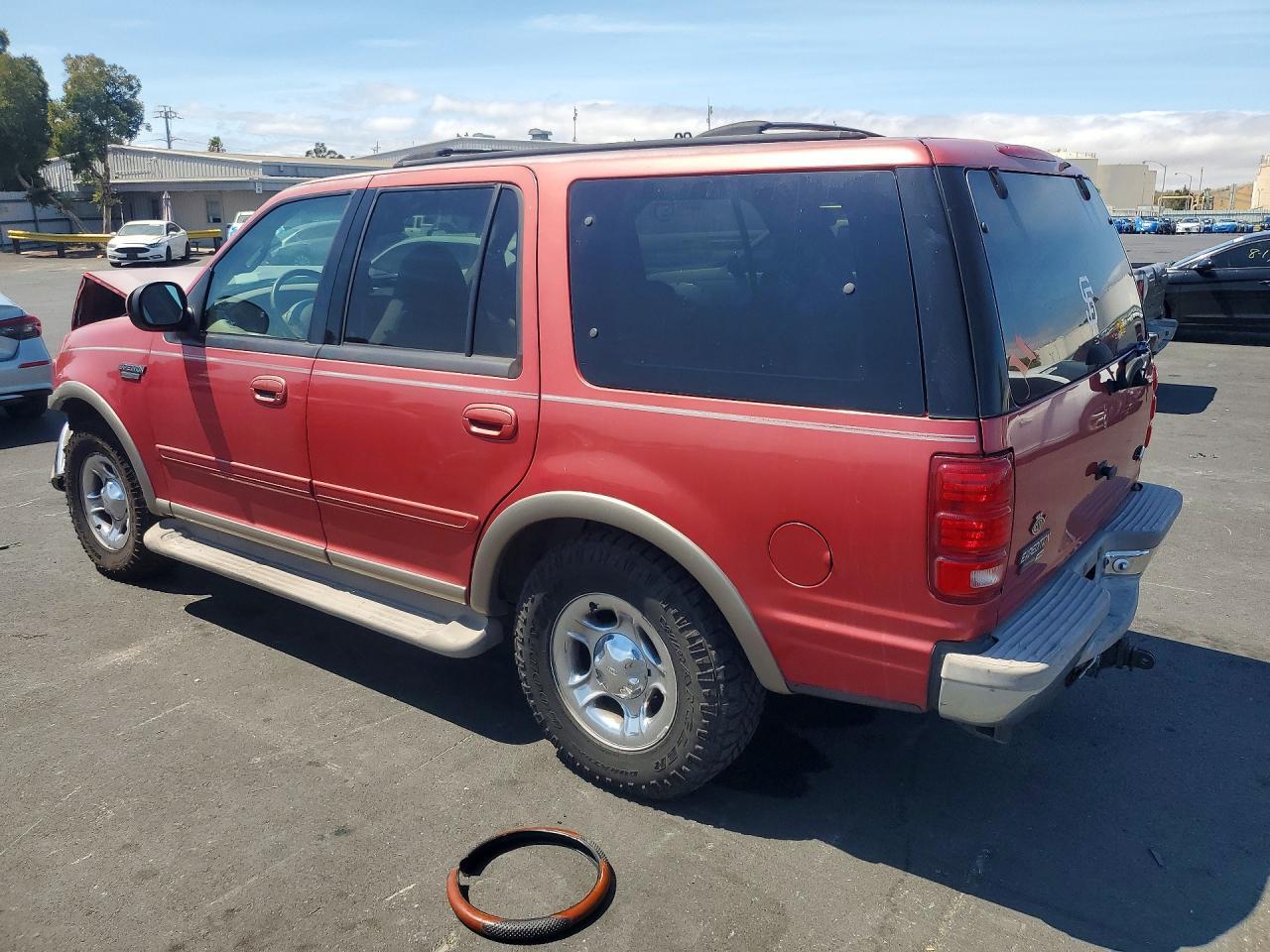 1FMPU18L3YLA44703 2000 FORD EXPEDITION photo no. 2