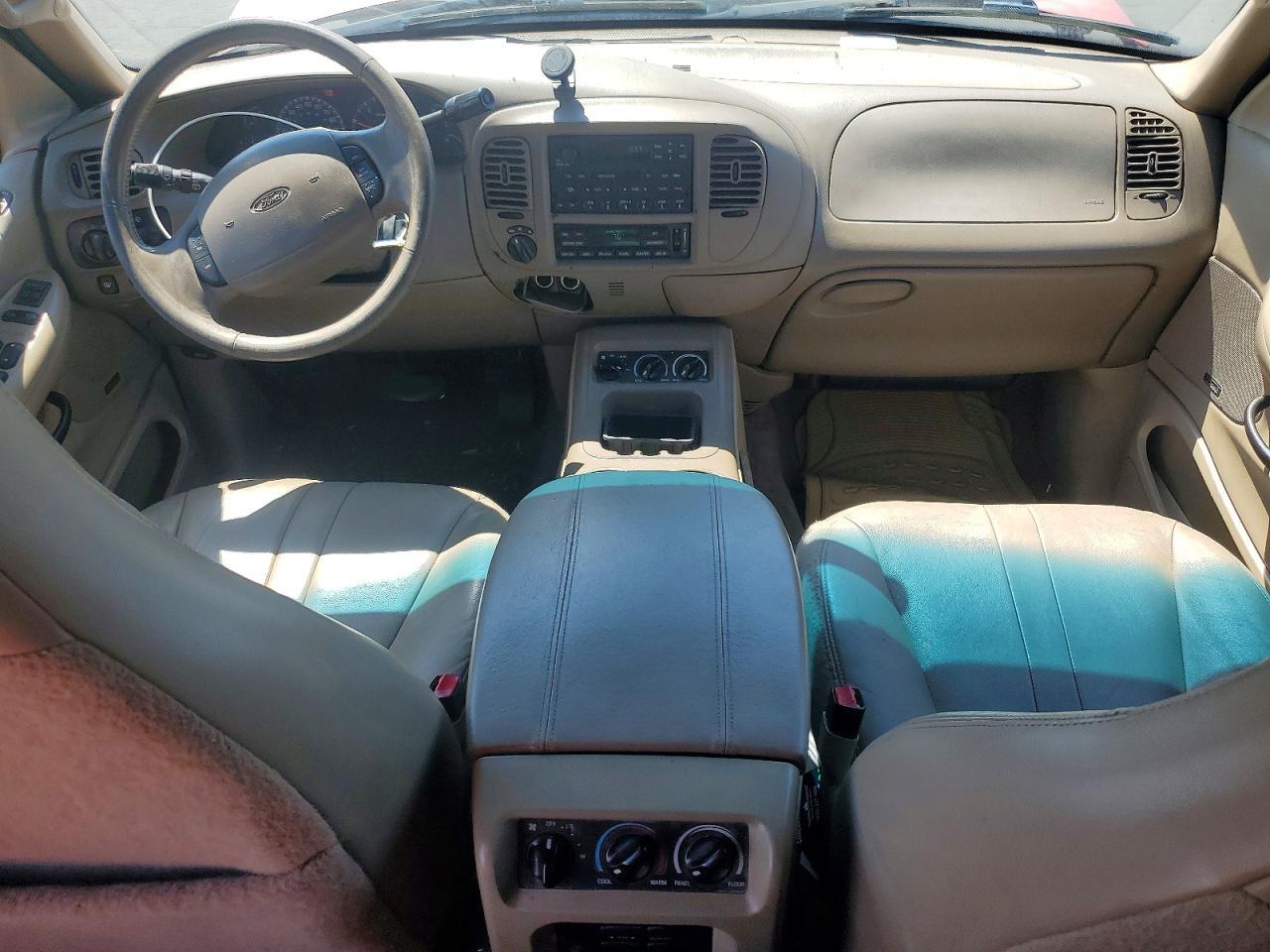 1FMPU18L3YLA44703 2000 FORD EXPEDITION photo no. 8