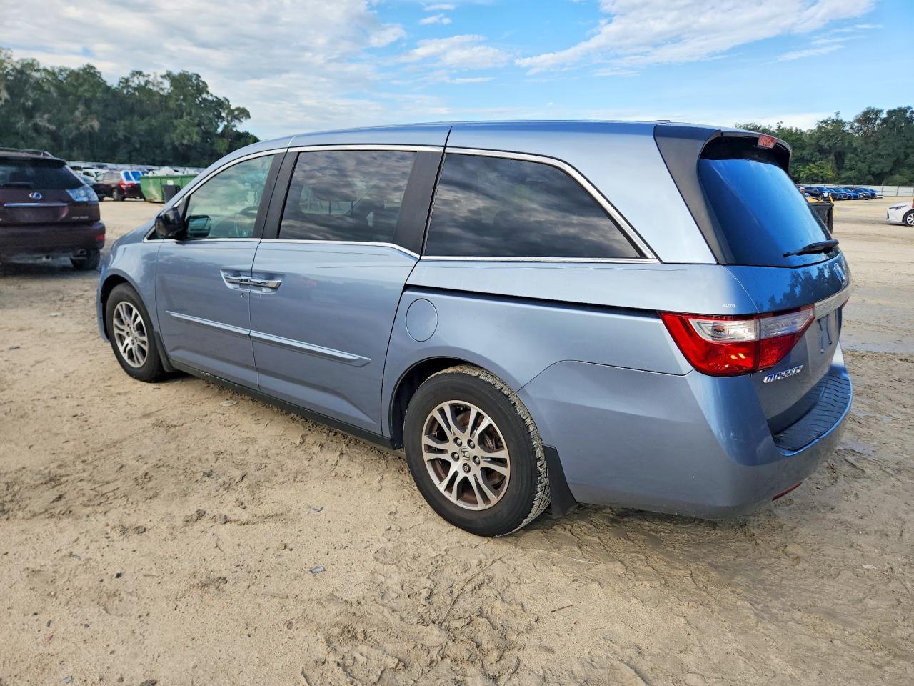 2011 HONDA ODYSSEY EXL — Фото 2 из 14