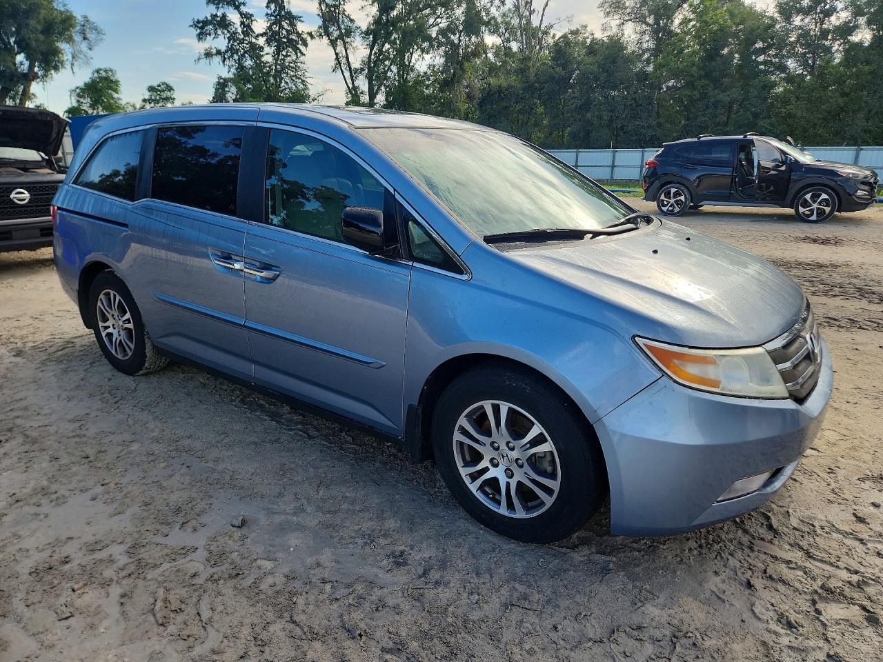 2011 HONDA ODYSSEY EXL — Фото 4 из 14
