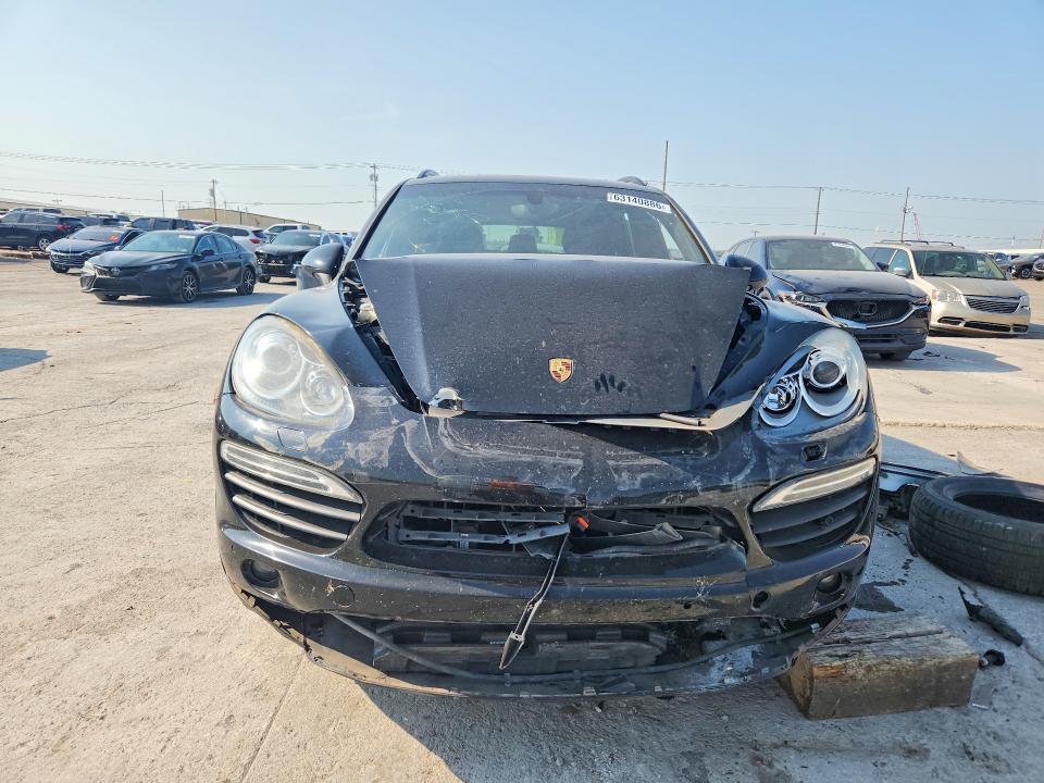 2013 PORSCHE CAYENNE S HYBRID — Фото 10 из 16