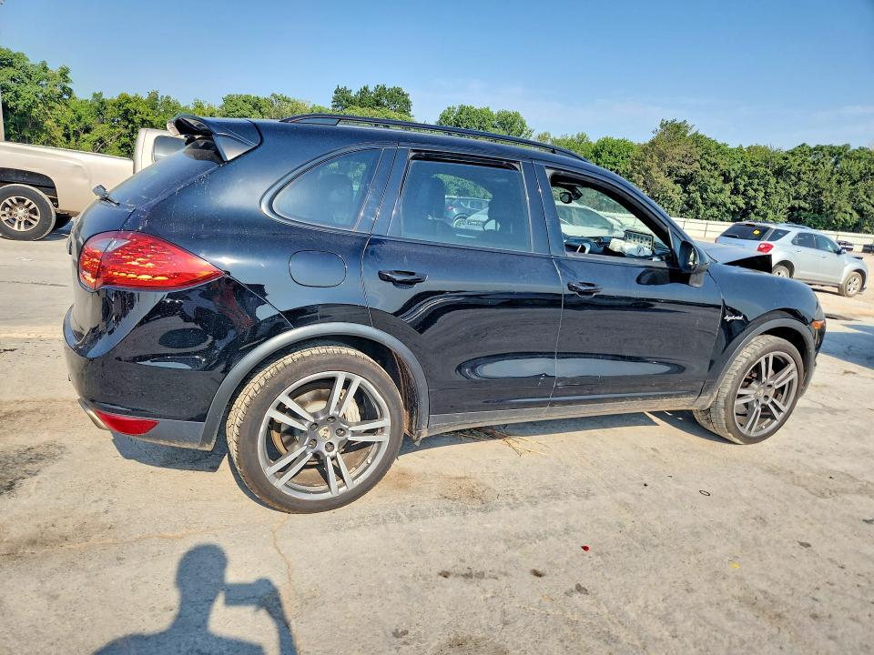 2013 PORSCHE CAYENNE S HYBRID — Фото 5 из 16