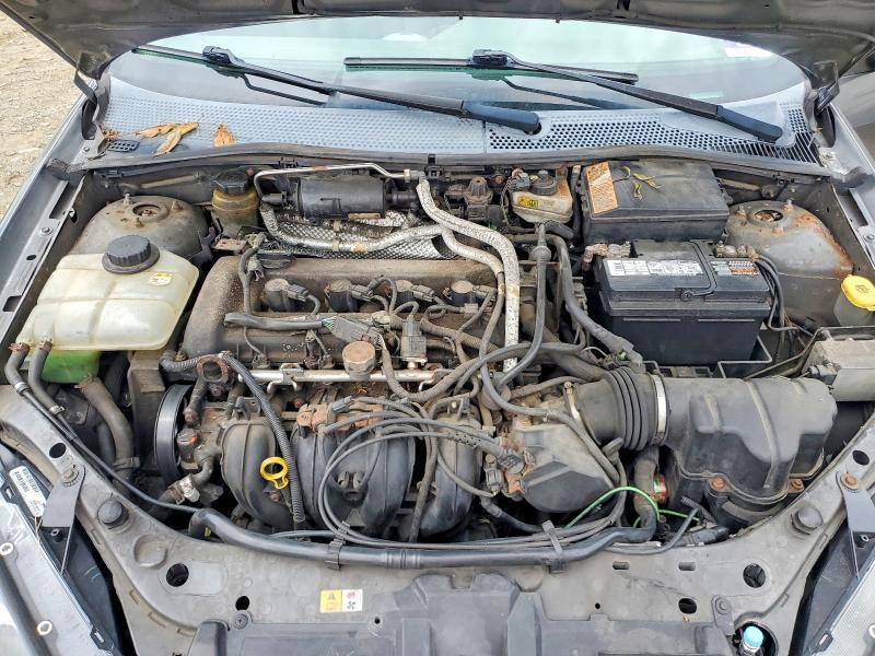 1FAFP38Z94W176905 2004 FORD FOCUS photo no. 11