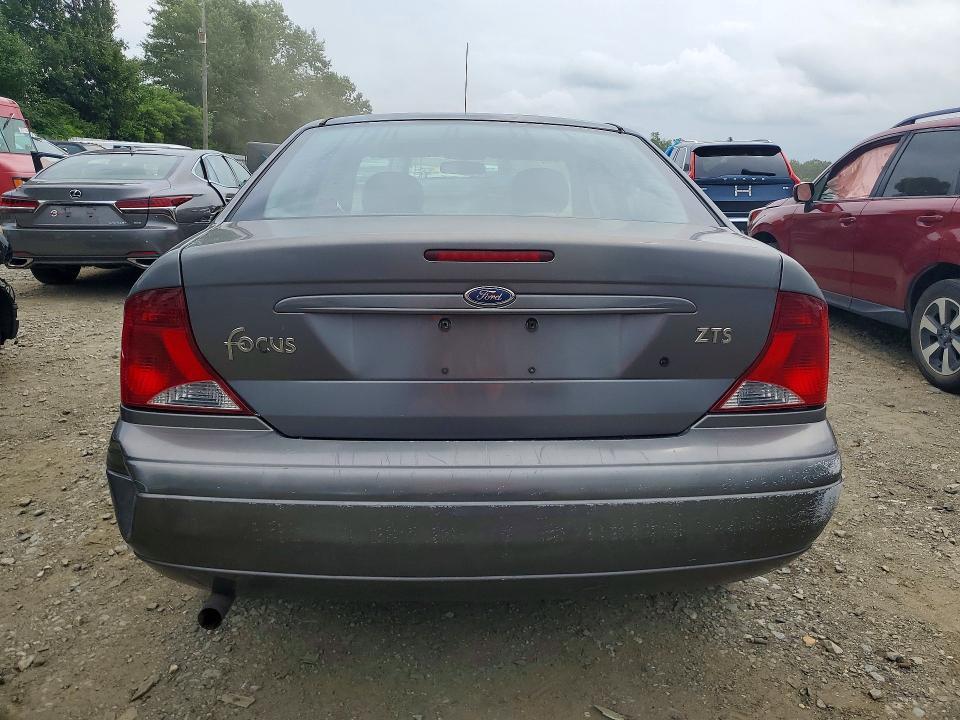1FAFP38Z94W176905 2004 FORD FOCUS photo no. 6