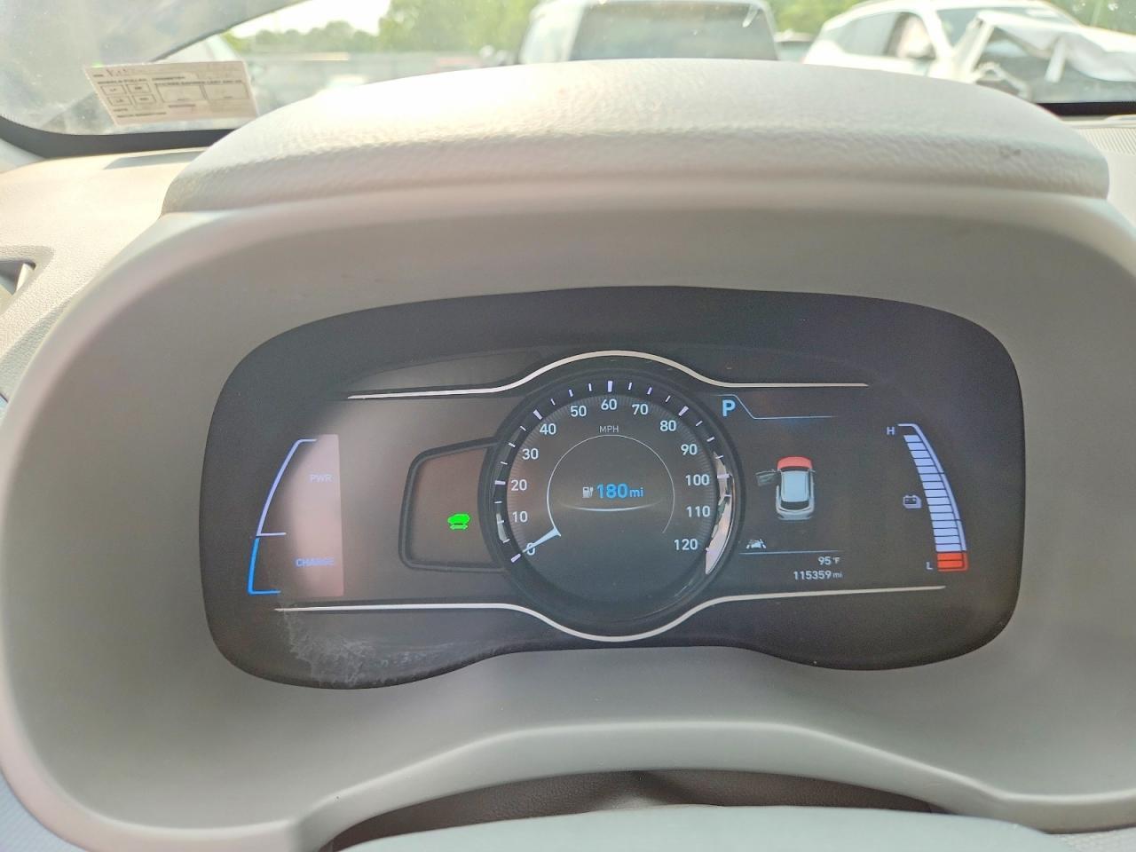 2021 HYUNDAI KONA ULTIMATE — Фото 9 из 12