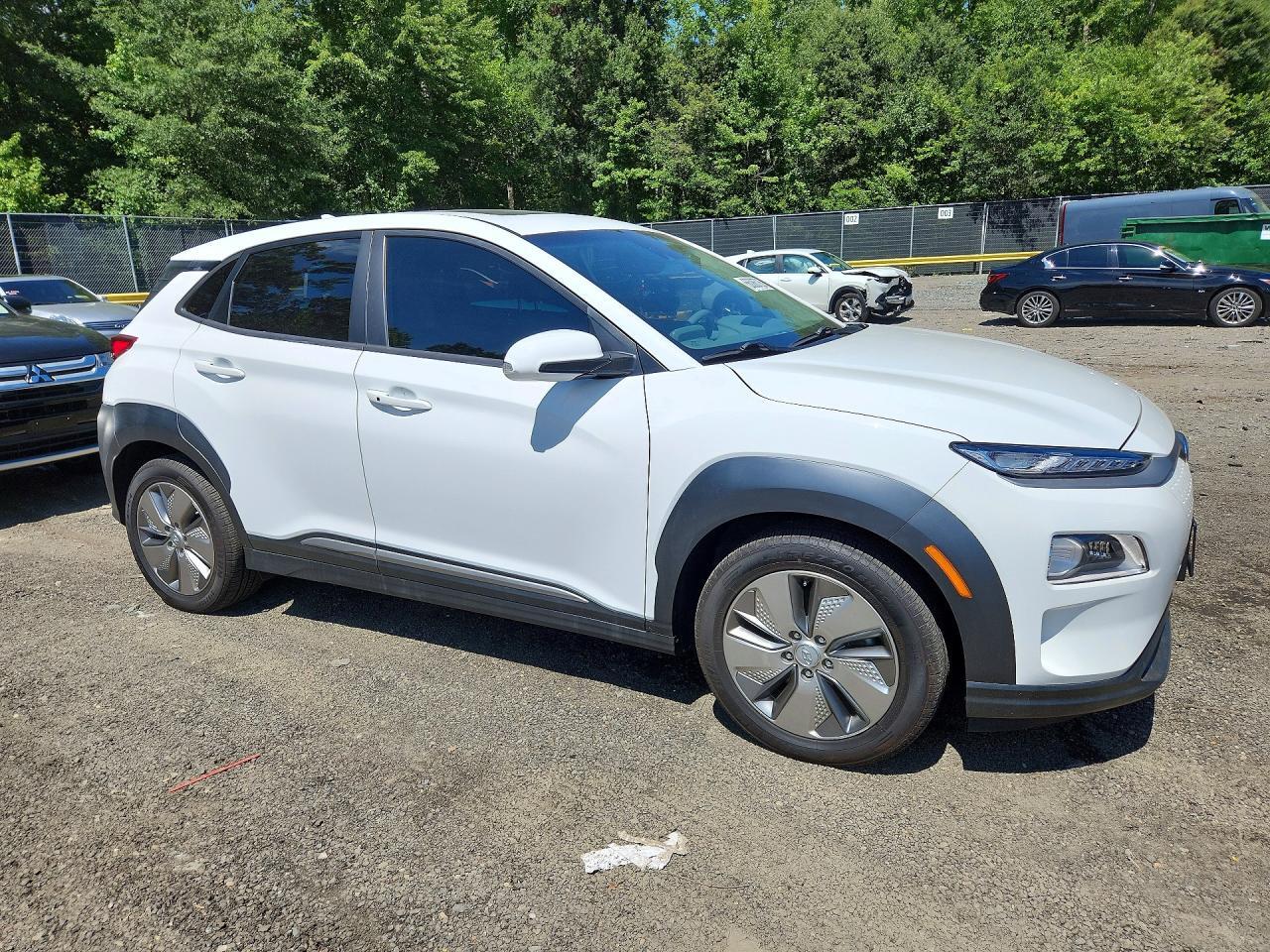 2021 HYUNDAI KONA LIMITED — Фото 4 из 13