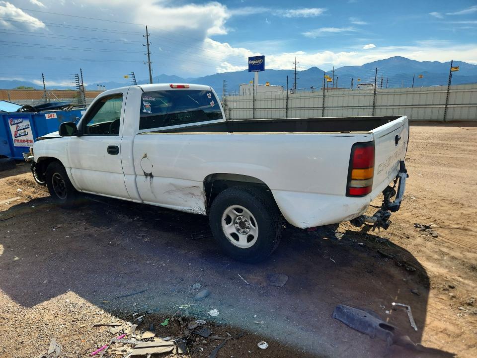 1GTEC14X44Z339503 2004 GMC NEW SIERRA photo no. 2