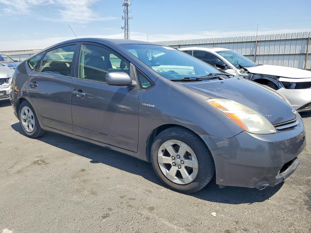 2007 TOYOTA PRIUS BASE — Фото 4 из 12