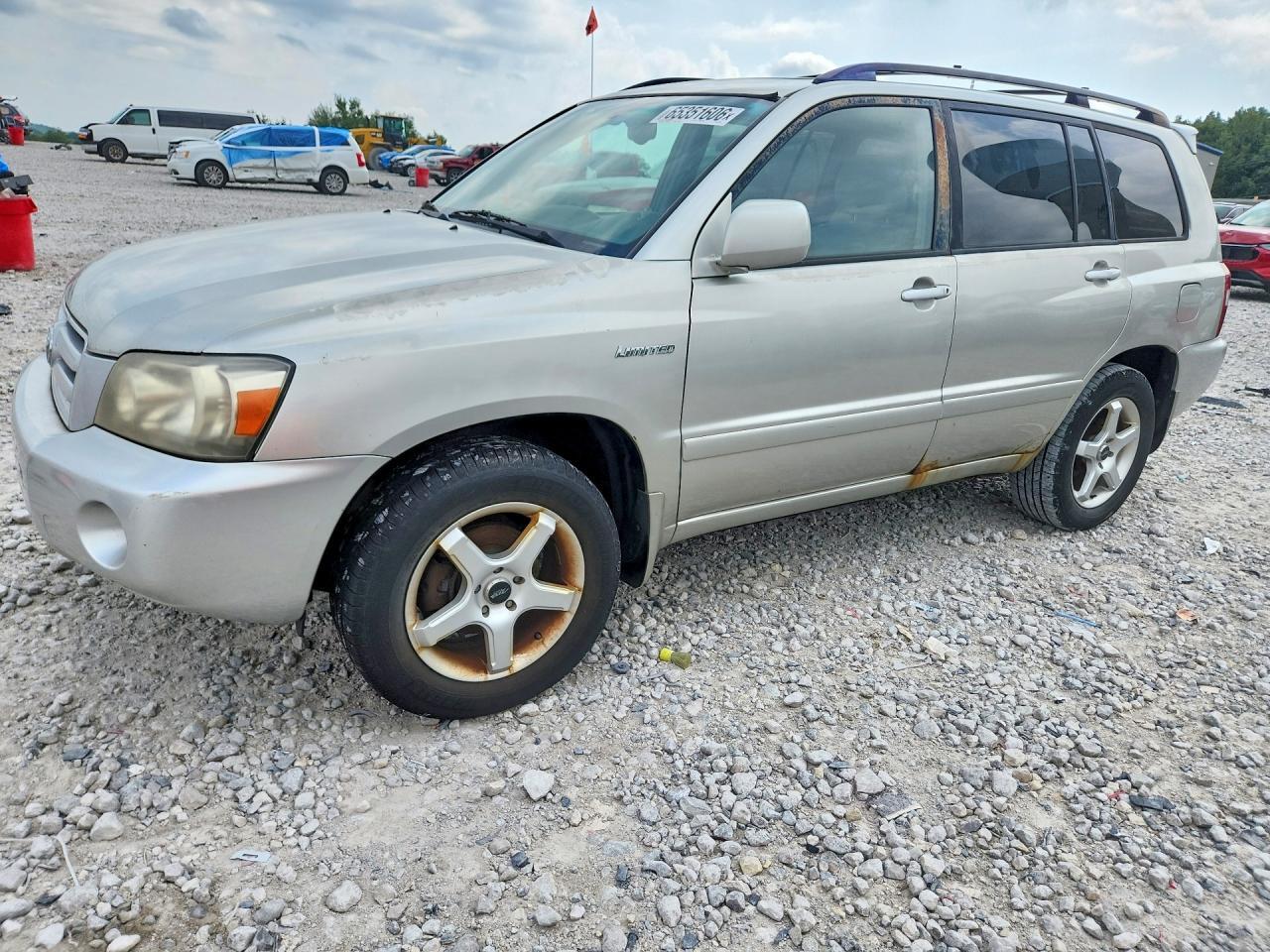 2004 TOYOTA HIGHLANDER LIMITED