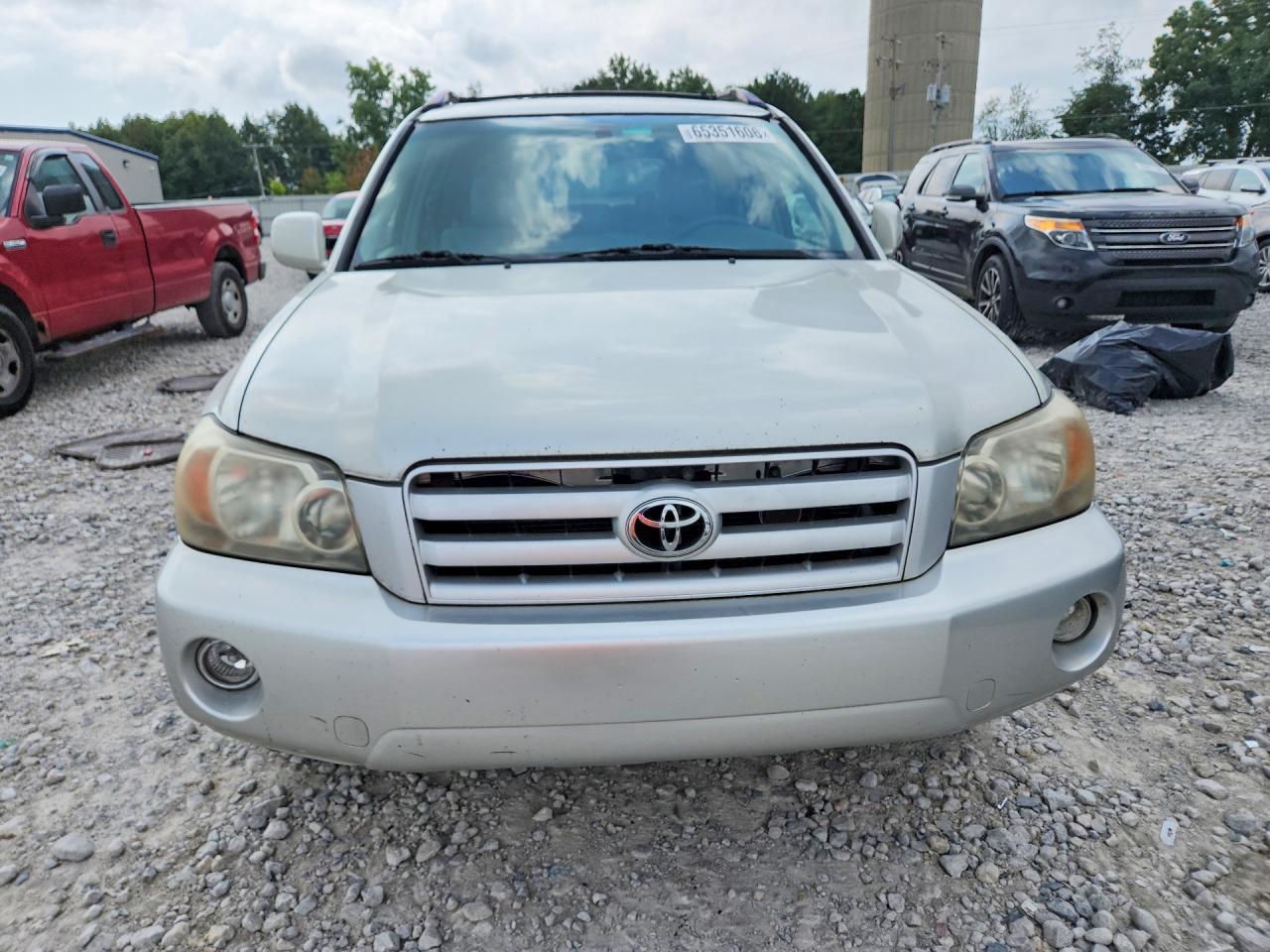 2004 TOYOTA HIGHLANDER LIMITED — Фото 5 из 13