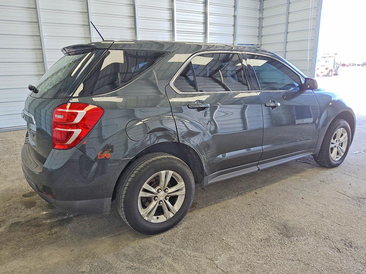 2017 CHEVROLET EQUINOX LS — Фото 3 из 12