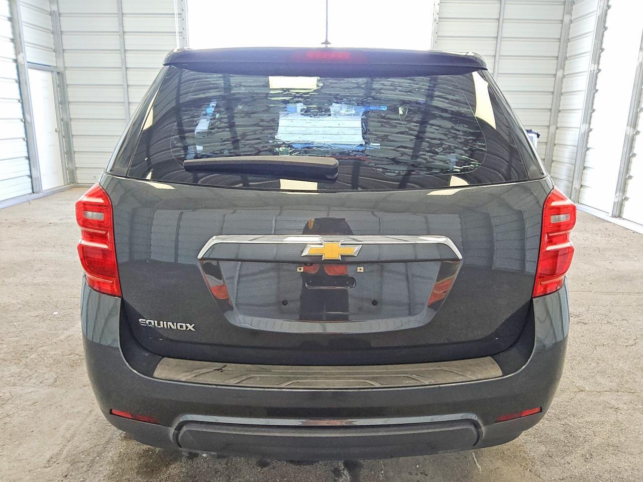 2017 CHEVROLET EQUINOX LS — Фото 6 из 12