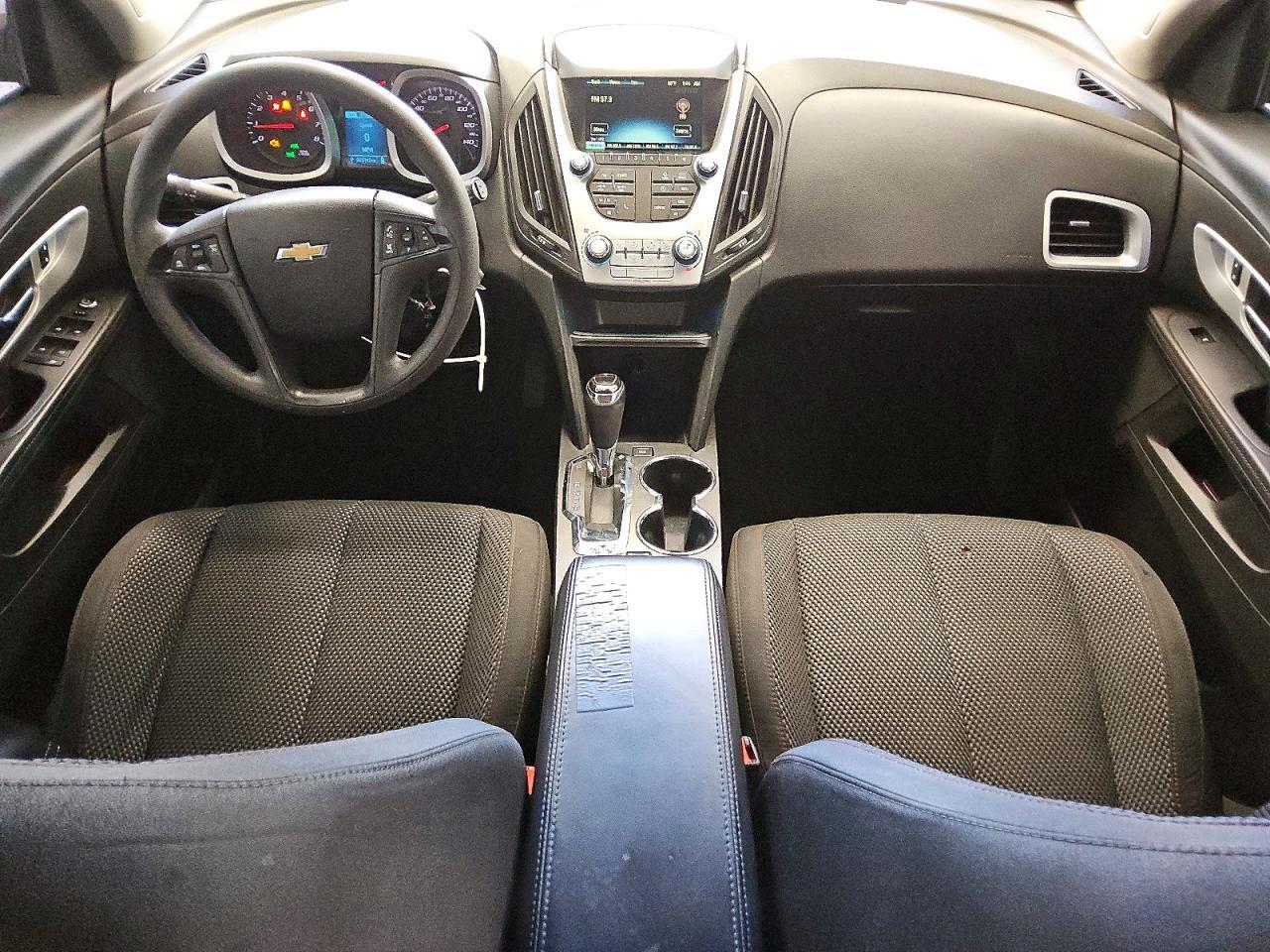 2017 CHEVROLET EQUINOX LS — Фото 8 из 12
