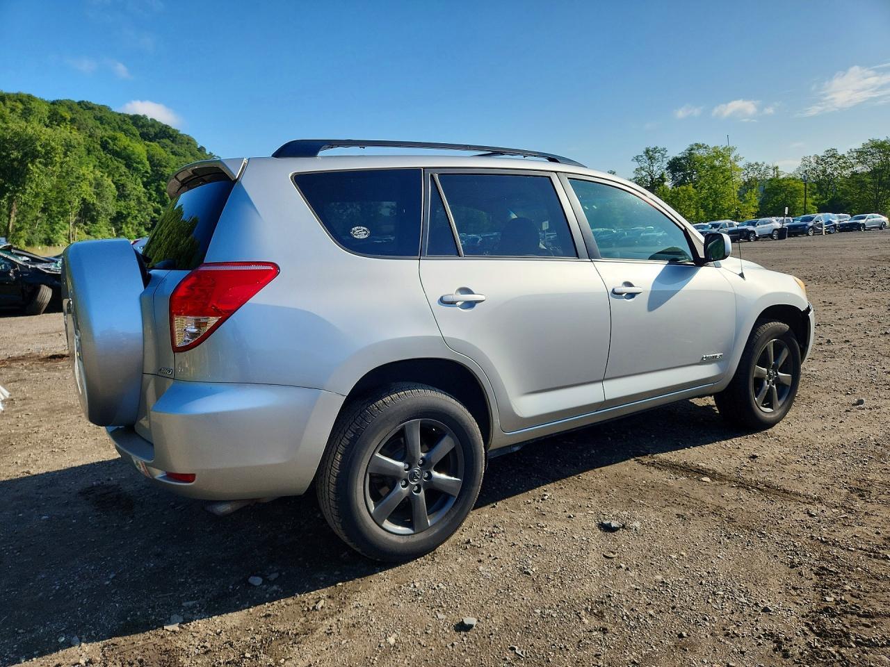 2007 TOYOTA RAV4 — Фото 3 из 13