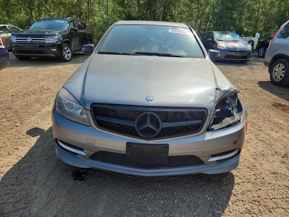 WDDGF8FB4BF548075 2011 MERCEDES-BENZ C photo no. 5