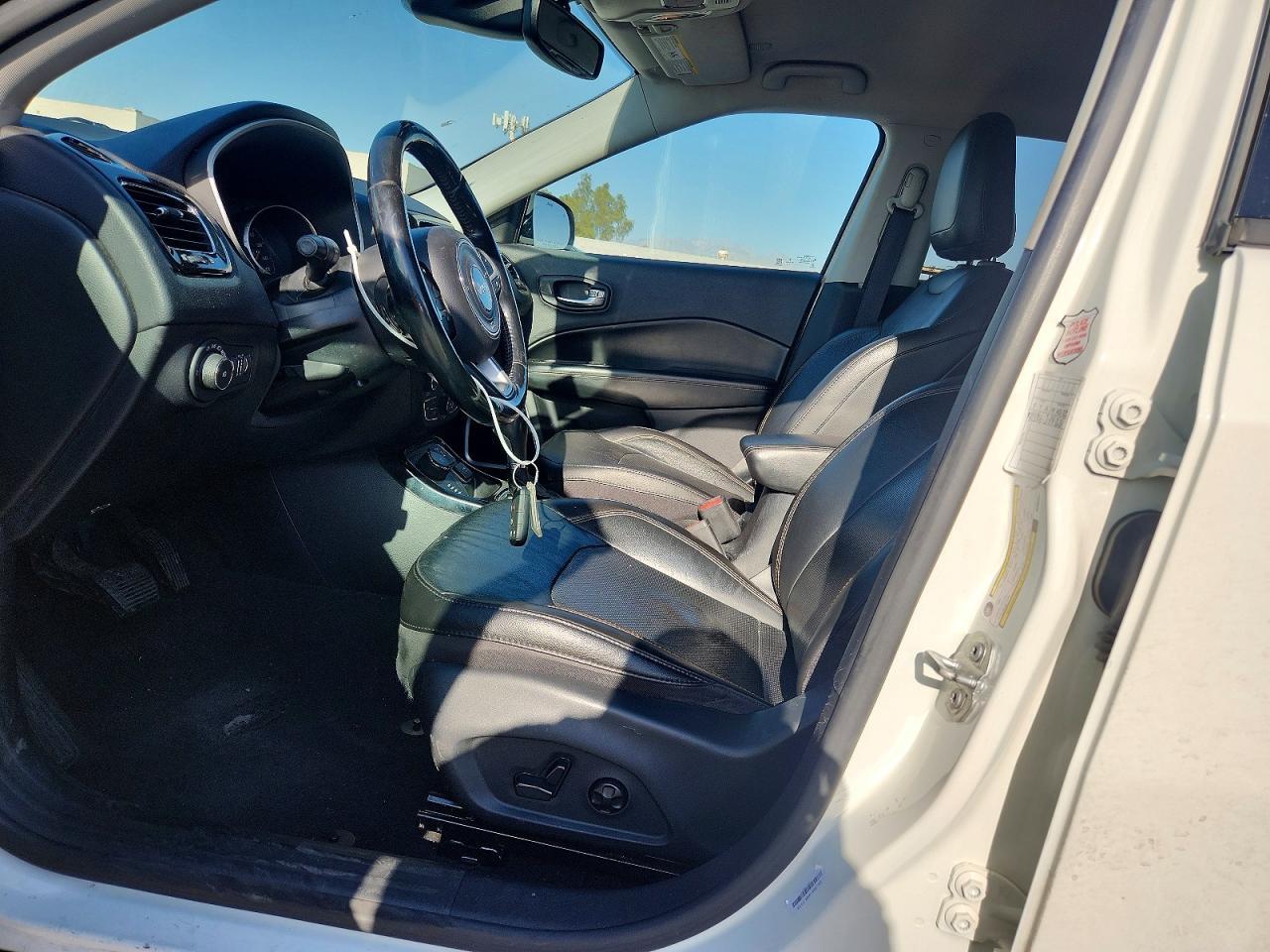 2021 JEEP COMPASS LIMITED — Фото 7 из 12