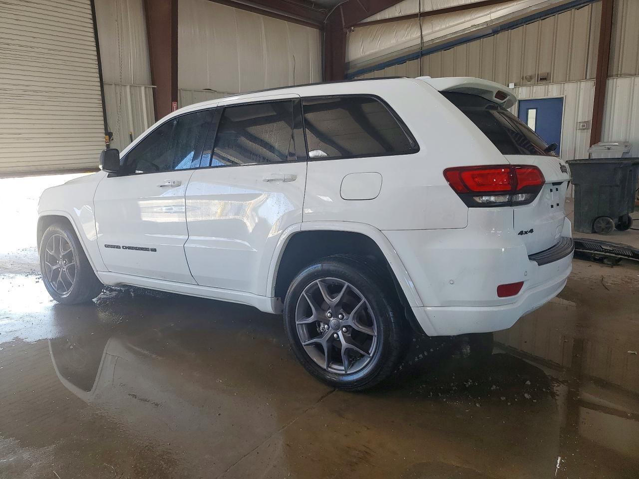 2021 JEEP GRAND CHEROKEE LIMITED — Фото 2 из 13
