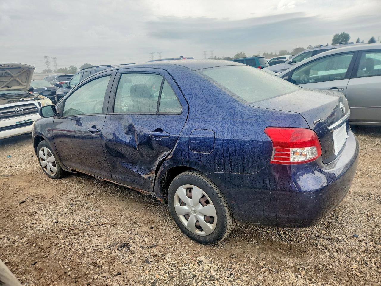 2007 TOYOTA YARIS BASE — Фото 2 из 12