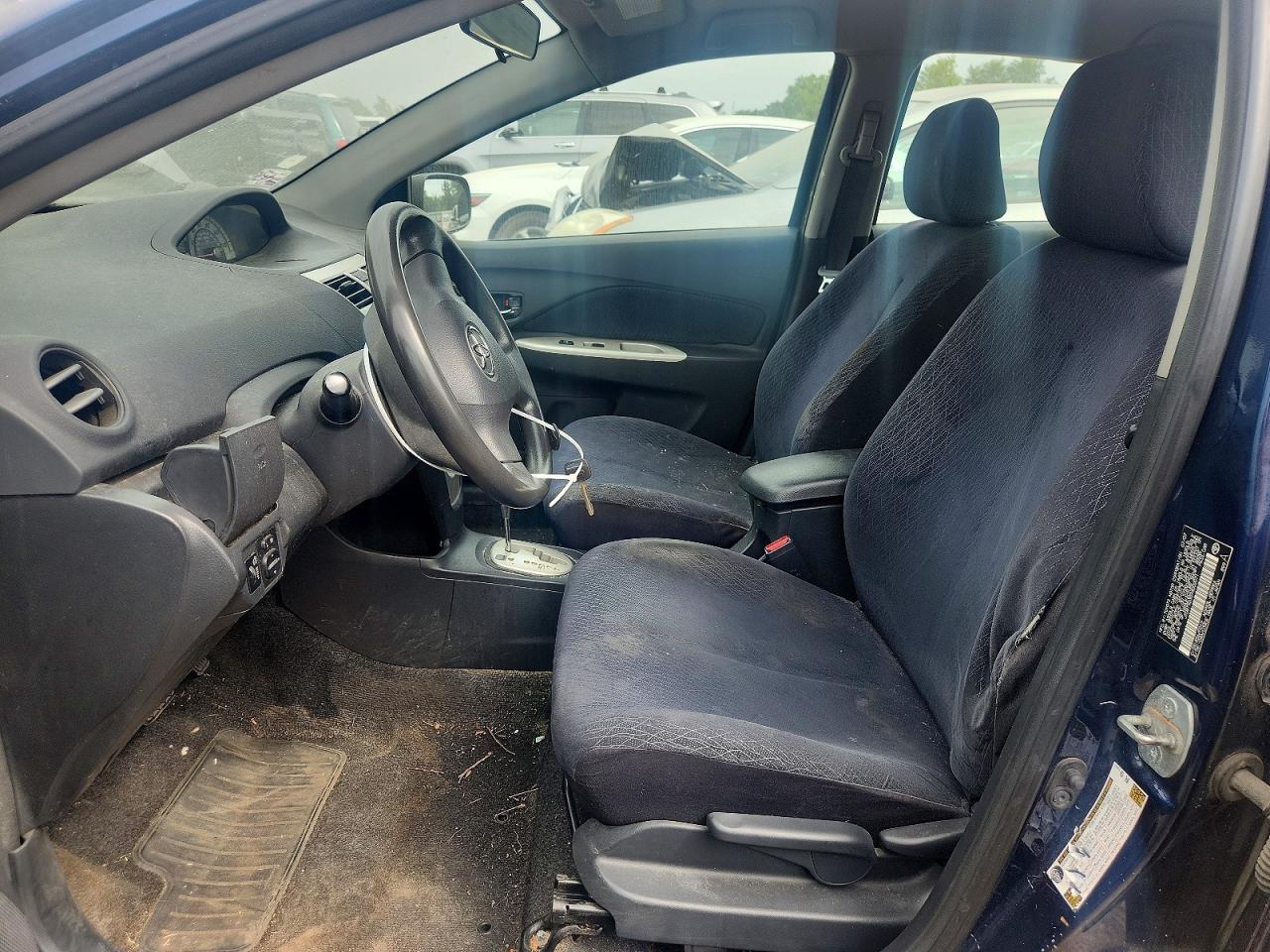 2007 TOYOTA YARIS BASE — Фото 7 из 12