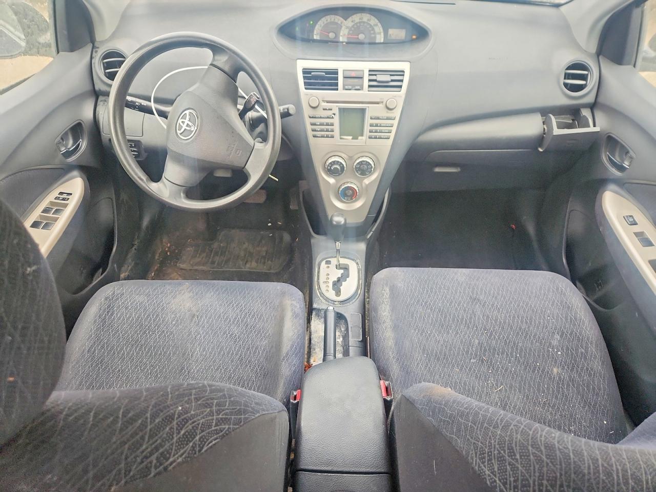 2007 TOYOTA YARIS BASE — Фото 8 из 12