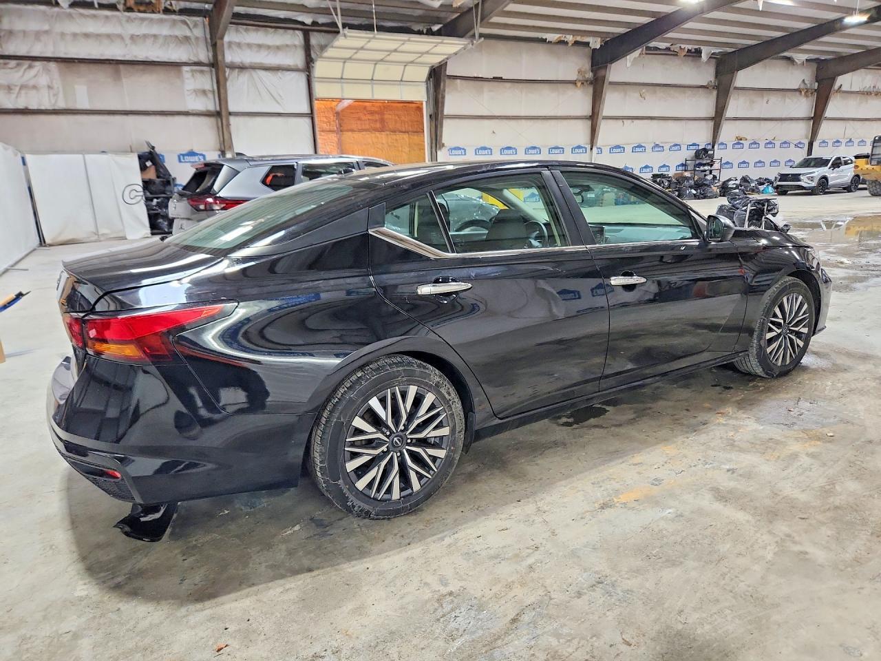 2025 NISSAN ALTIMA SV — Фото 3 из 12