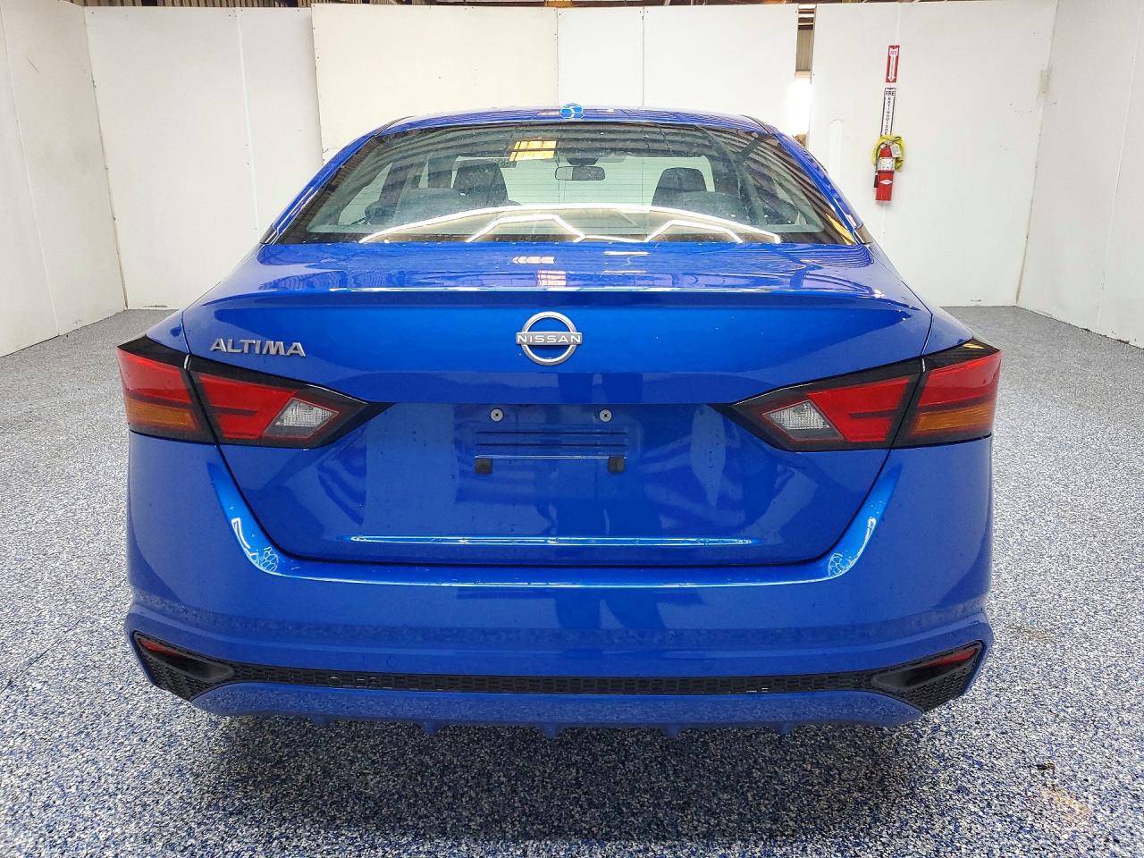 2025 NISSAN ALTIMA SV — Фото 6 из 12