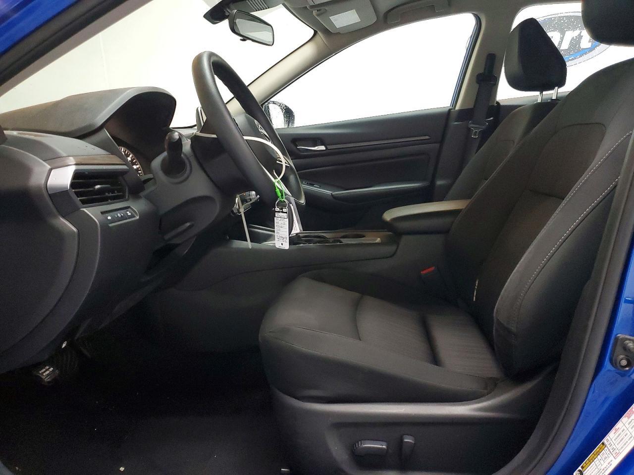 2025 NISSAN ALTIMA SV — Фото 7 из 12