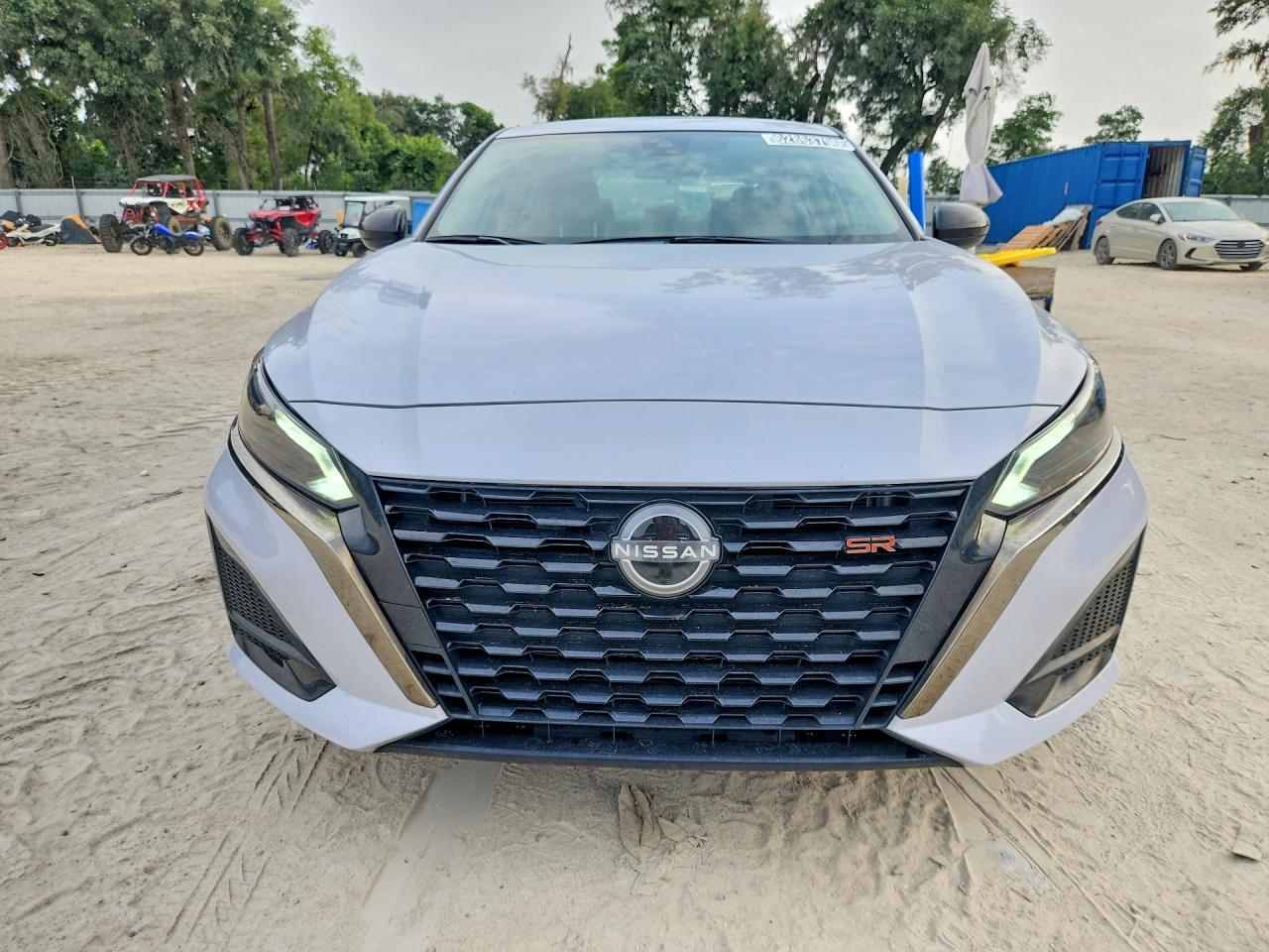 2025 NISSAN ALTIMA SR — Фото 5 из 12