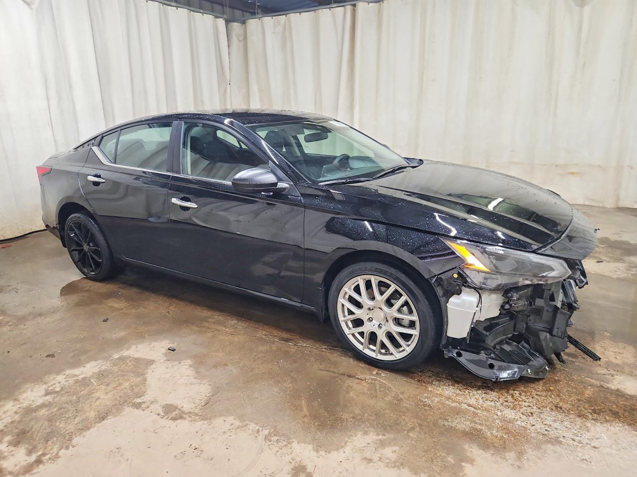 2025 NISSAN ALTIMA SV — Фото 4 из 13