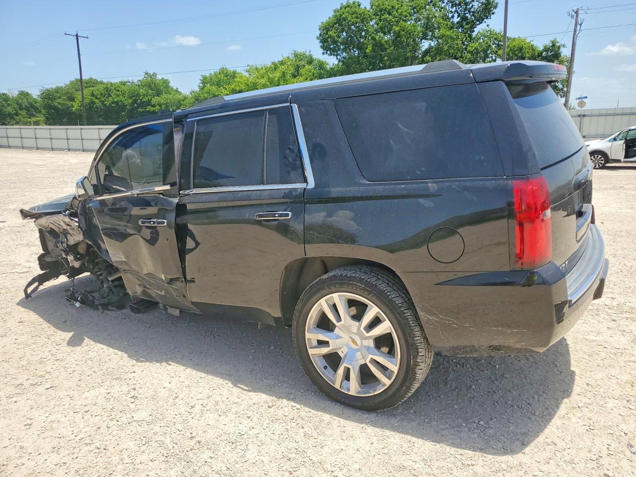 2017 CHEVROLET TAHOE C1500 PREMIER — Фото 2 из 13