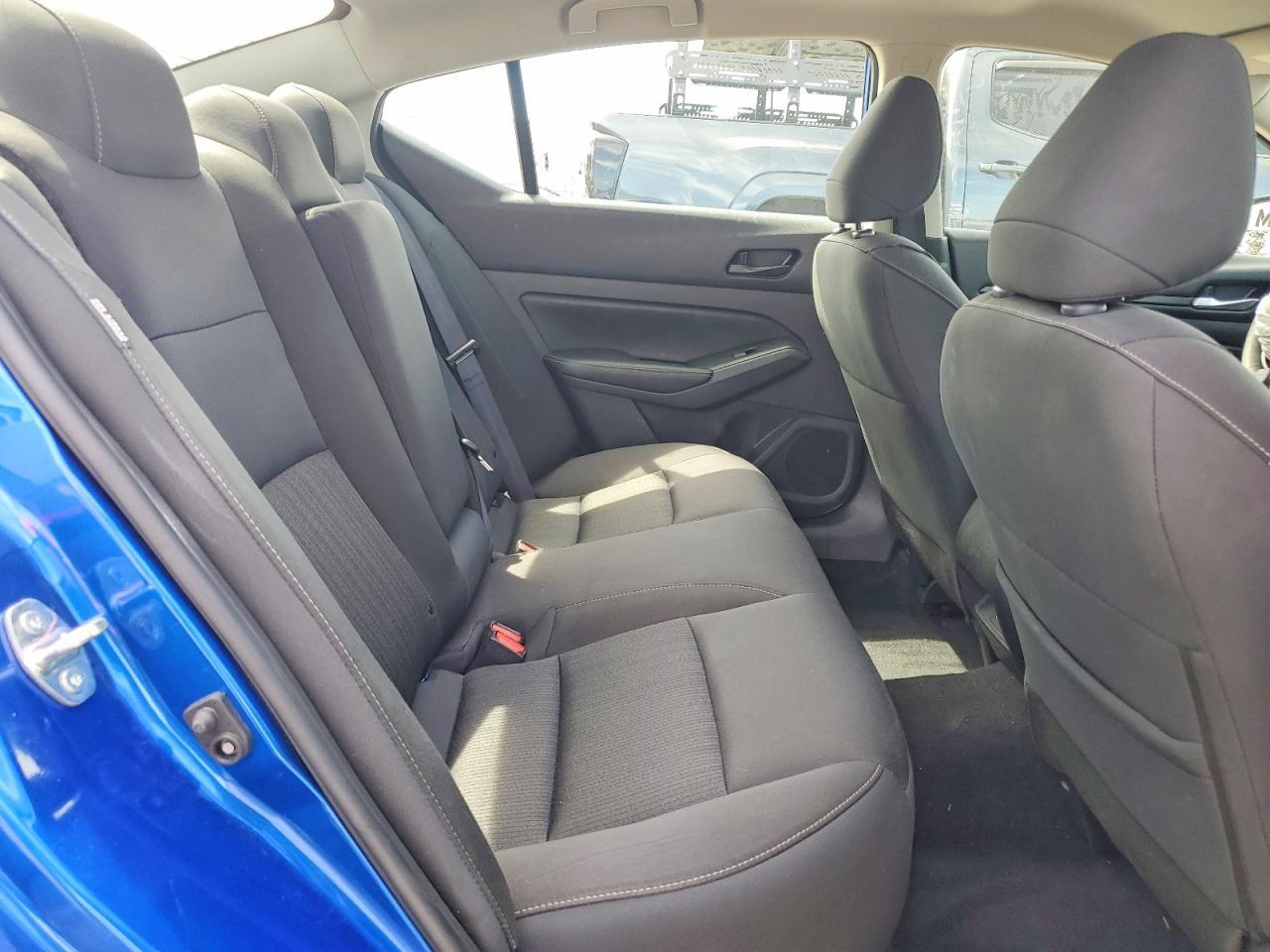 2025 NISSAN ALTIMA SV — Фото 10 из 12