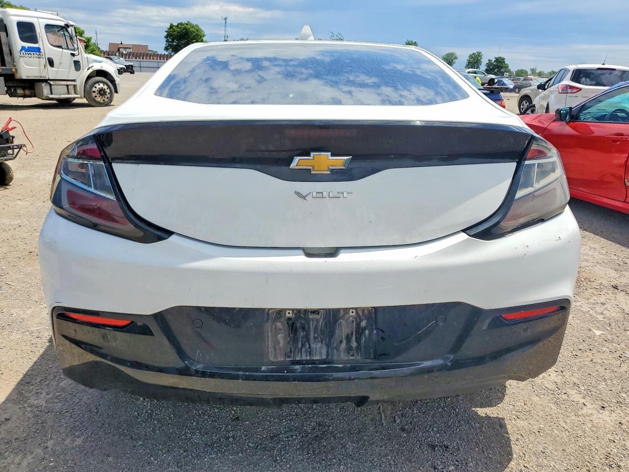 2017 CHEVROLET VOLT PREMIER — Фото 6 из 12