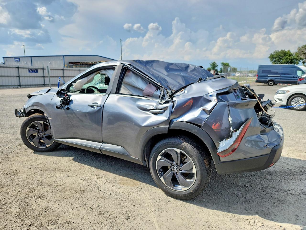 2025 NISSAN ROGUE SV — Фото 2 из 13