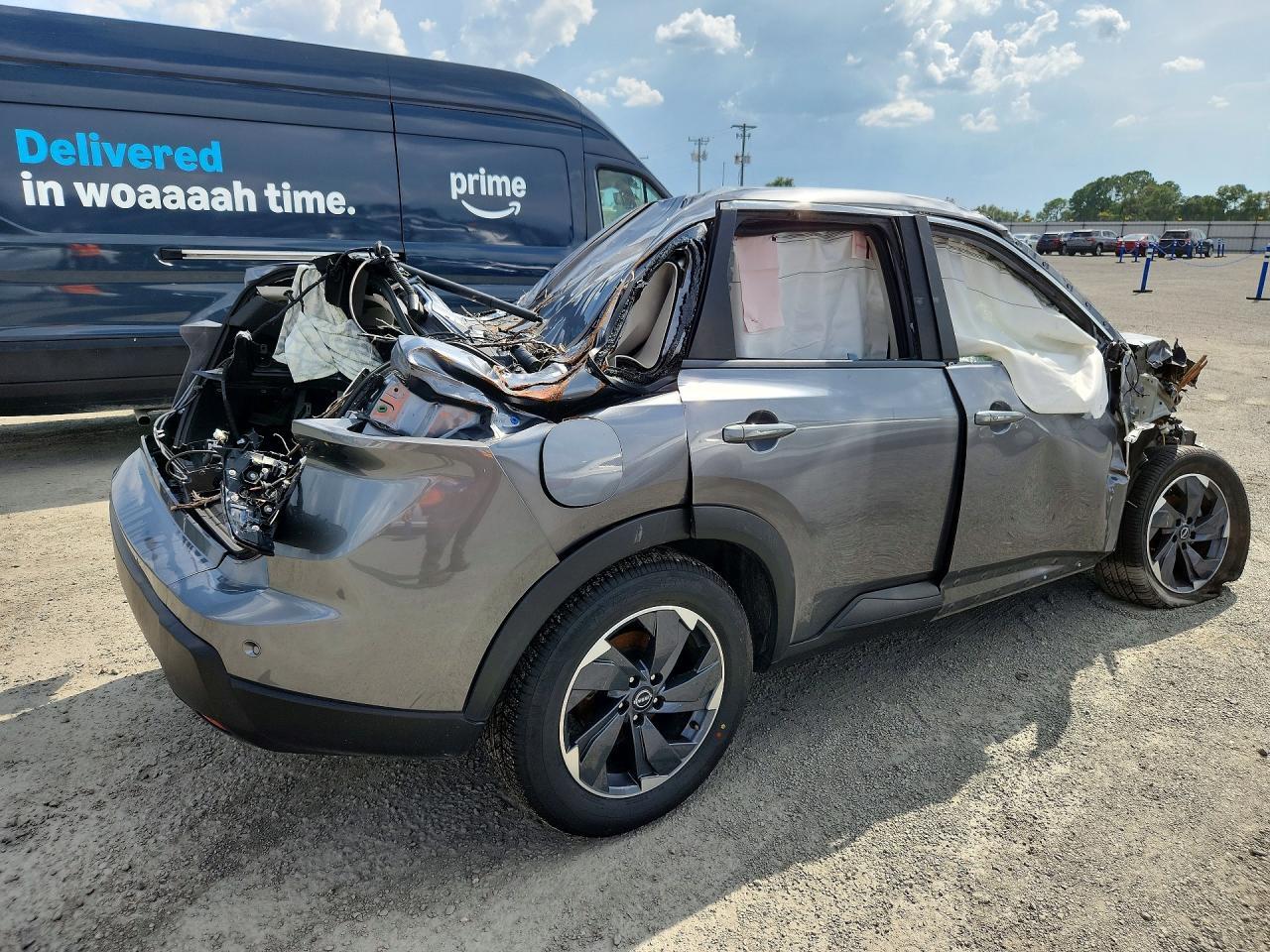 2025 NISSAN ROGUE SV — Фото 3 из 13