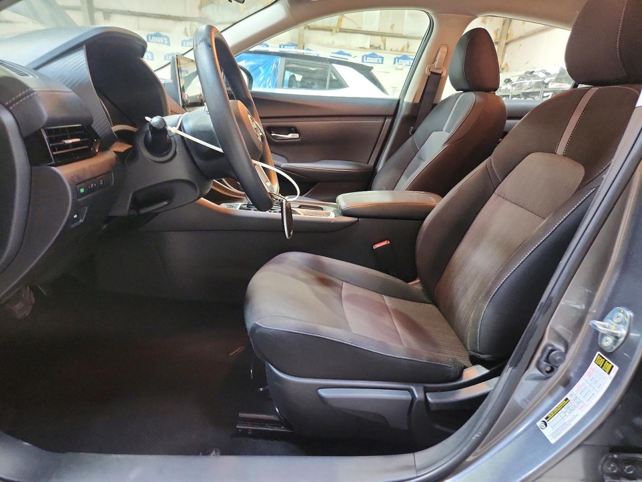 2025 NISSAN SENTRA SV — Фото 7 из 12