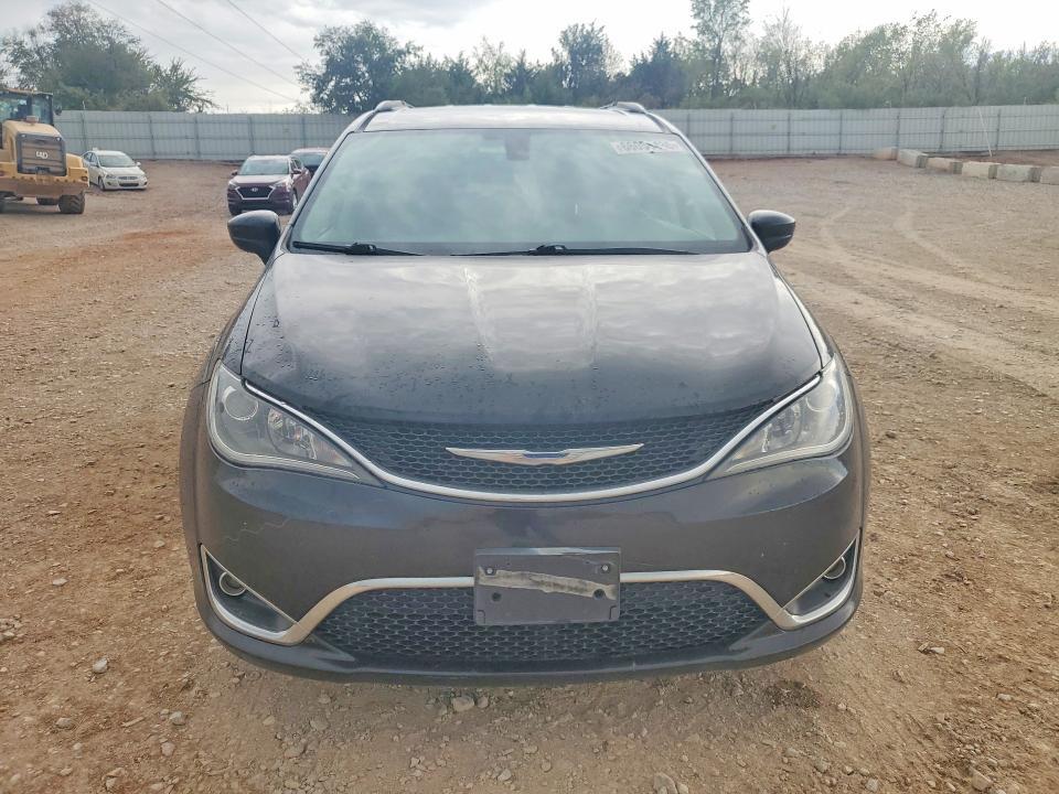 2017 CHRYSLER PACIFICA TOURING L — Фото 5 из 13