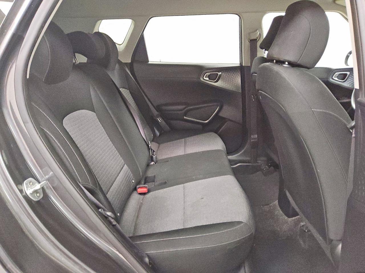 2021 KIA SOUL S — Фото 10 из 12