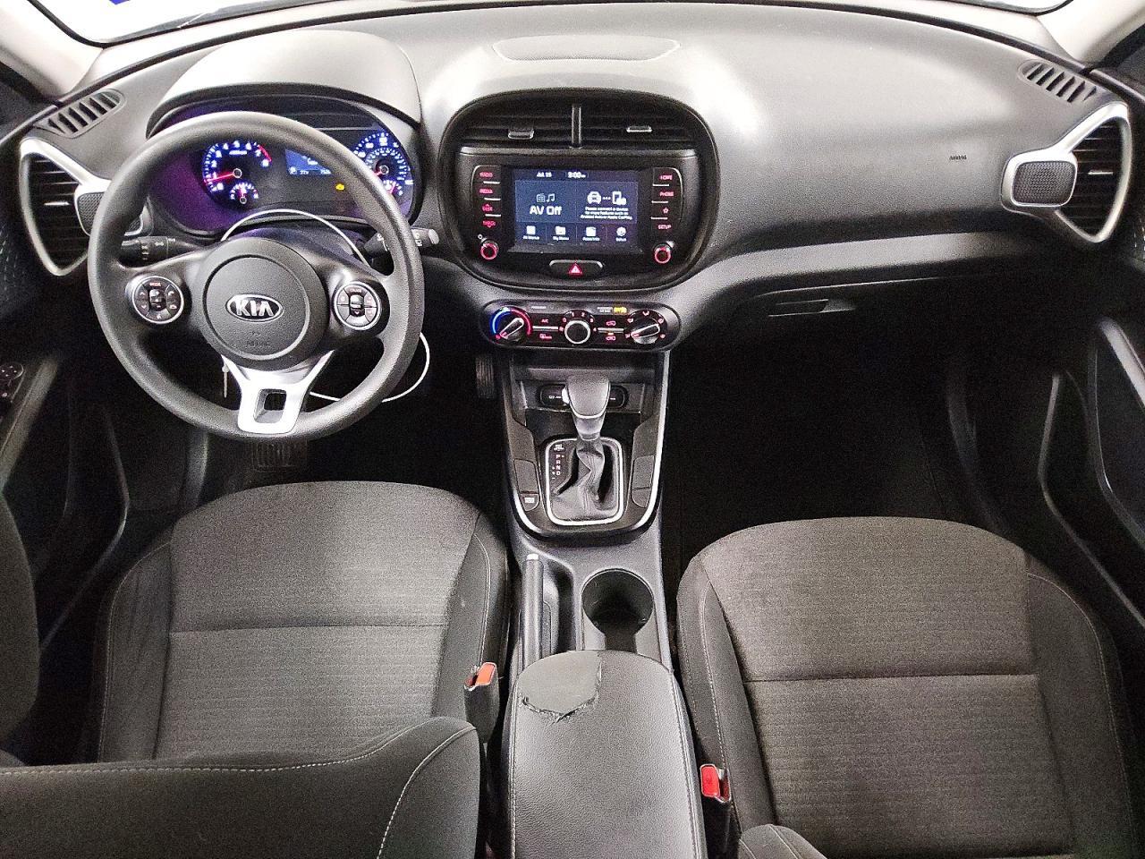 2021 KIA SOUL S — Фото 8 из 12