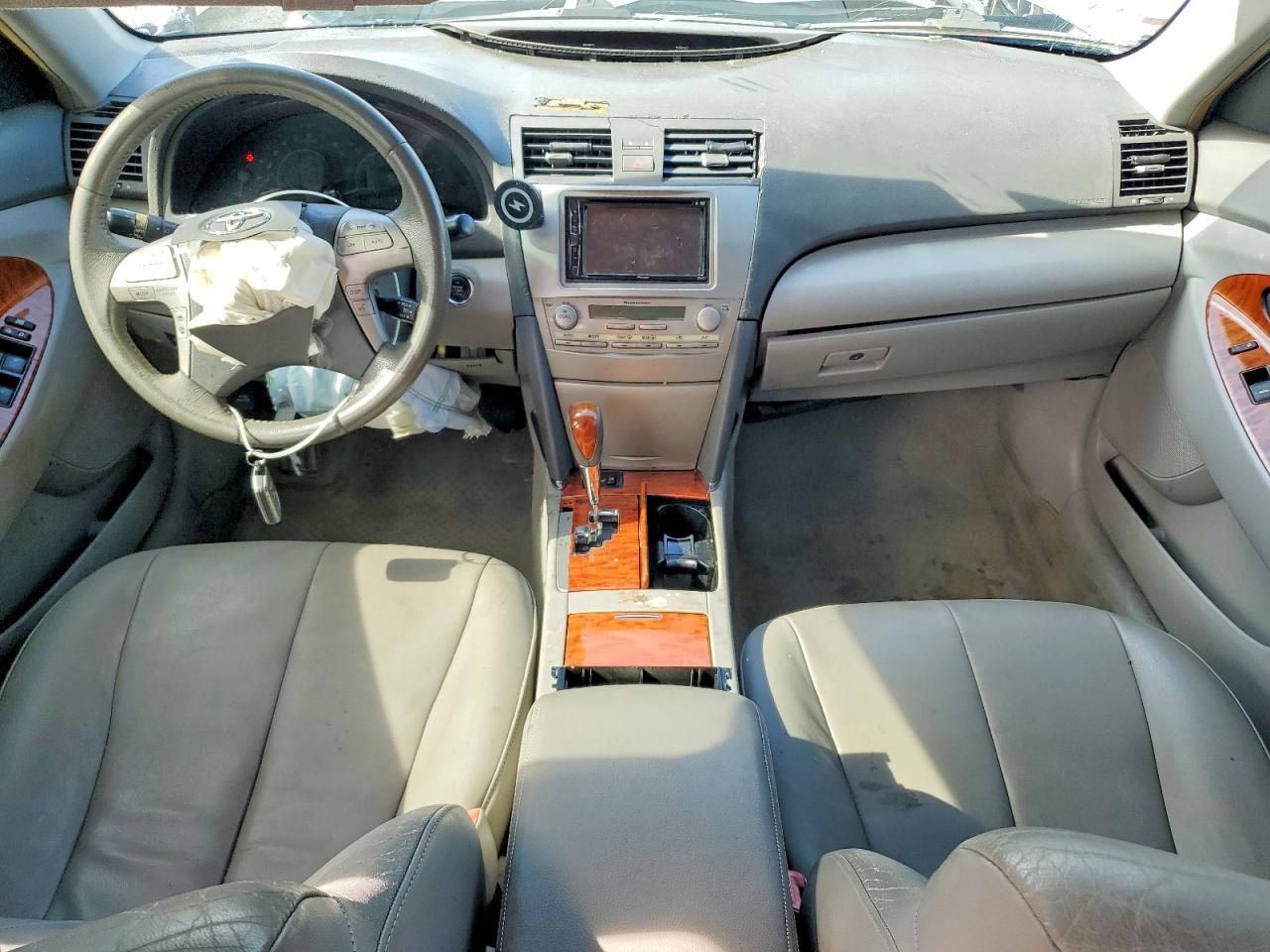 4T4BF3EK9BR140953 2011 TOYOTA CAMRY photo no. 8