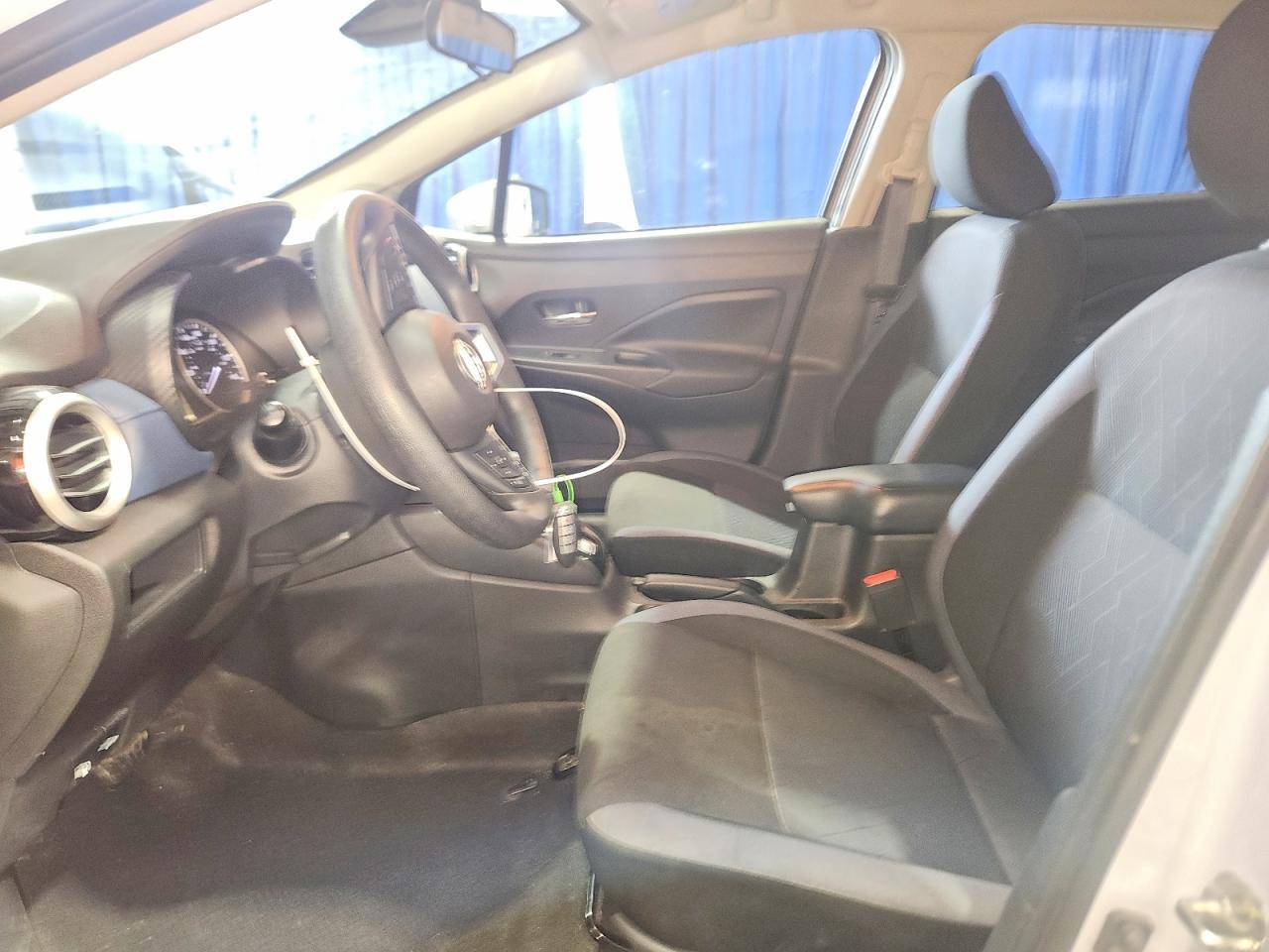 2025 NISSAN VERSA SV — Фото 7 из 12